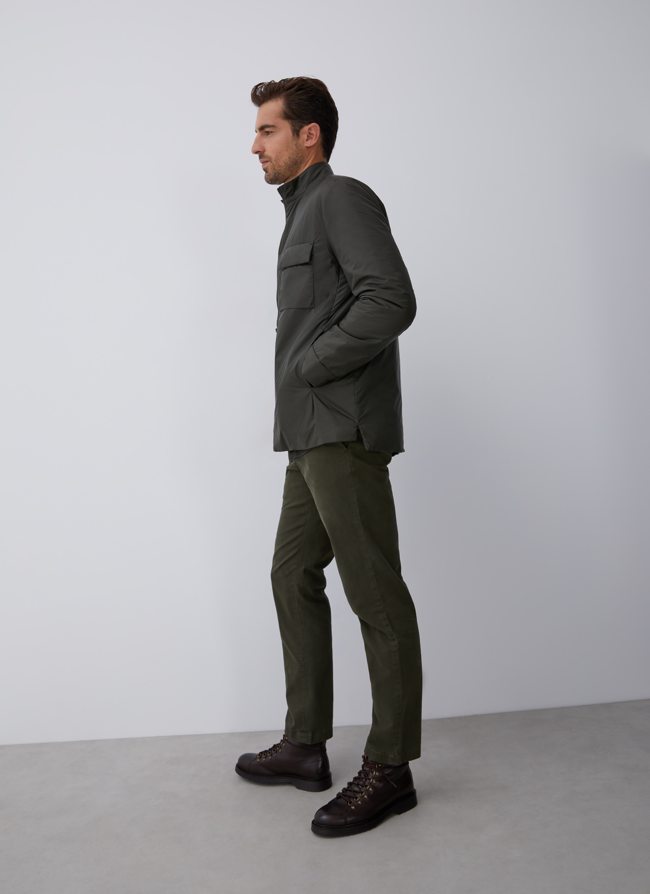 Padded overshirt with flap pockets image number 4