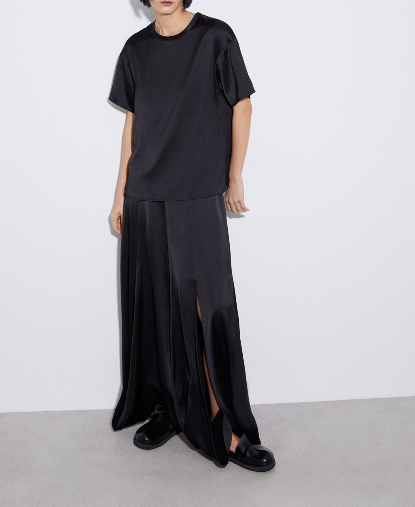 Viscose fabric blouse image number 1
