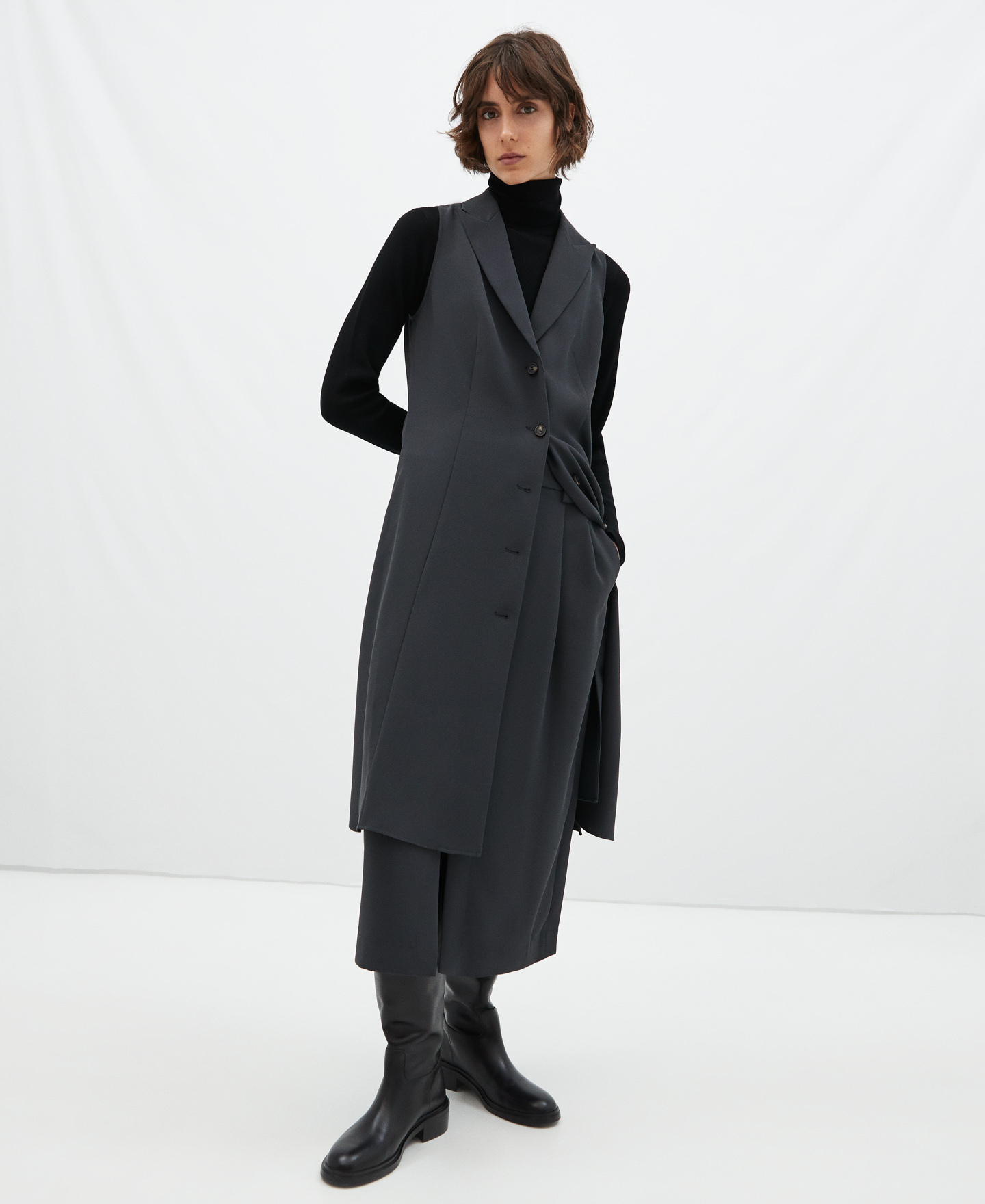 Lapel collar vest image number 1