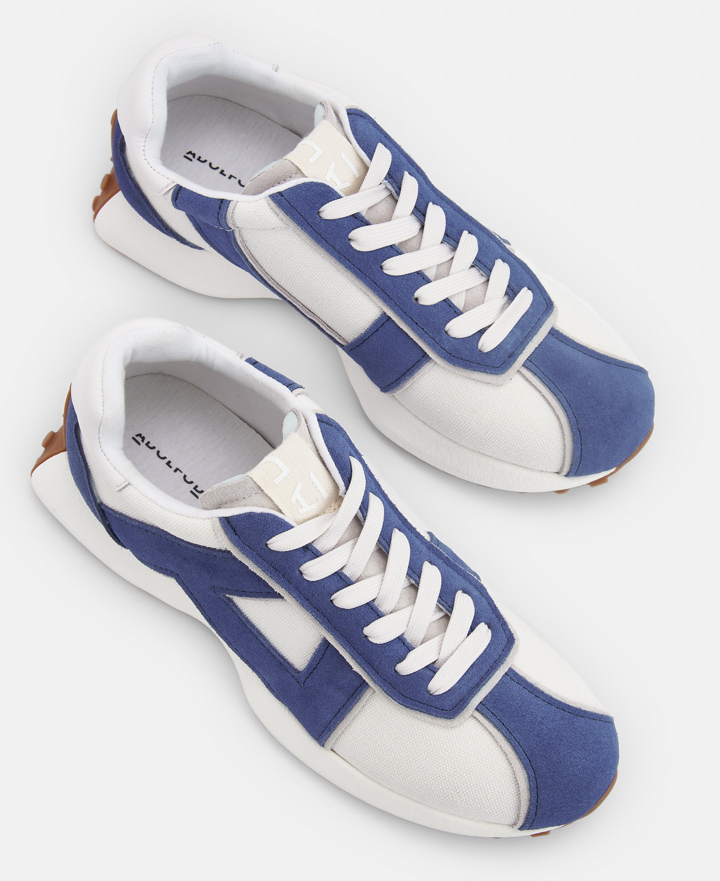 Vintage leather running shoe image number 1