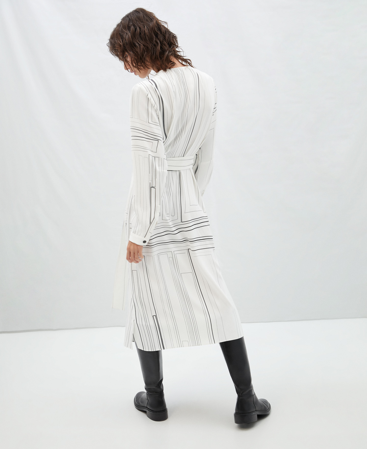 Printed shirt dress image number 2