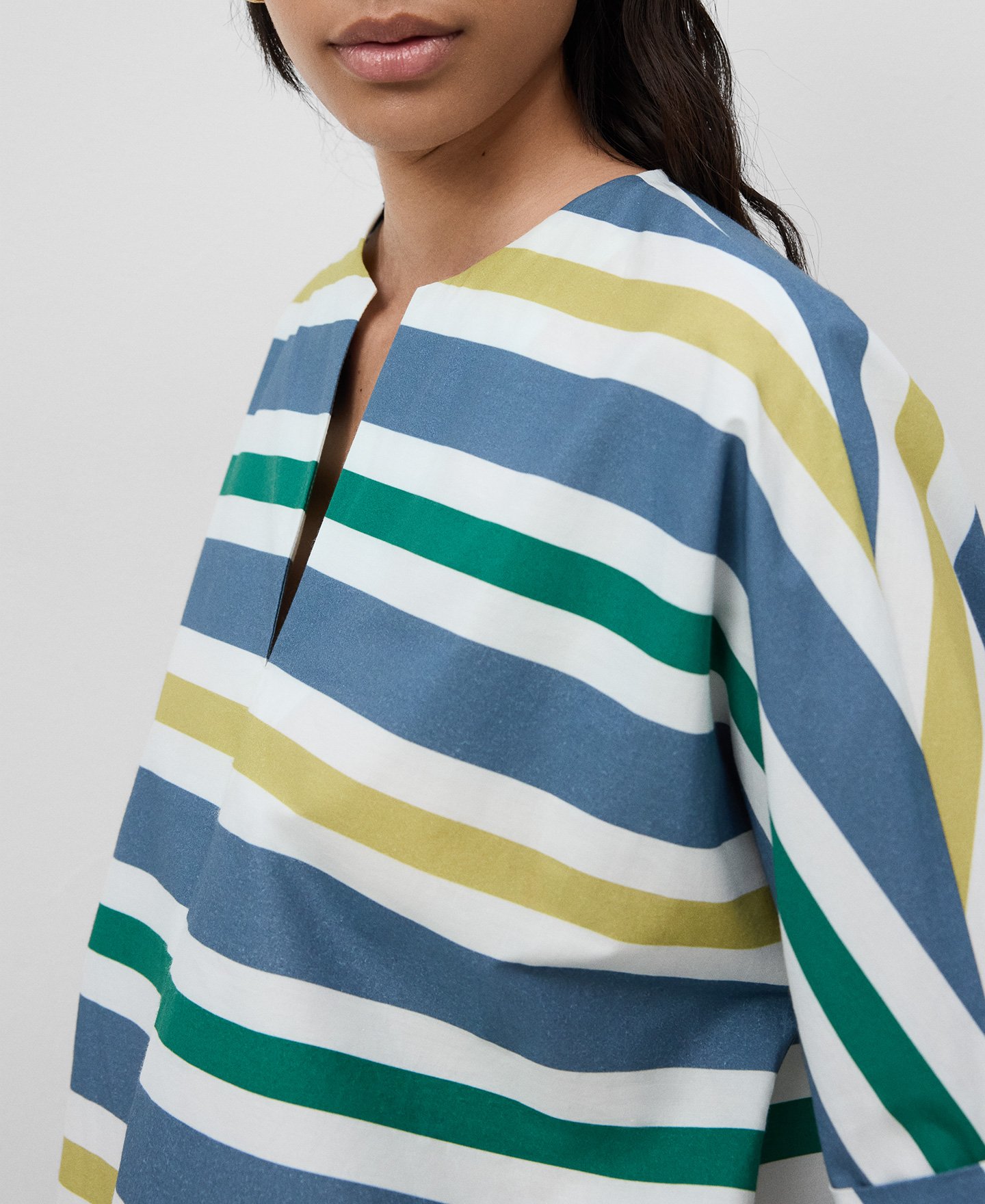 V-neckline striped blouse woman image number 3