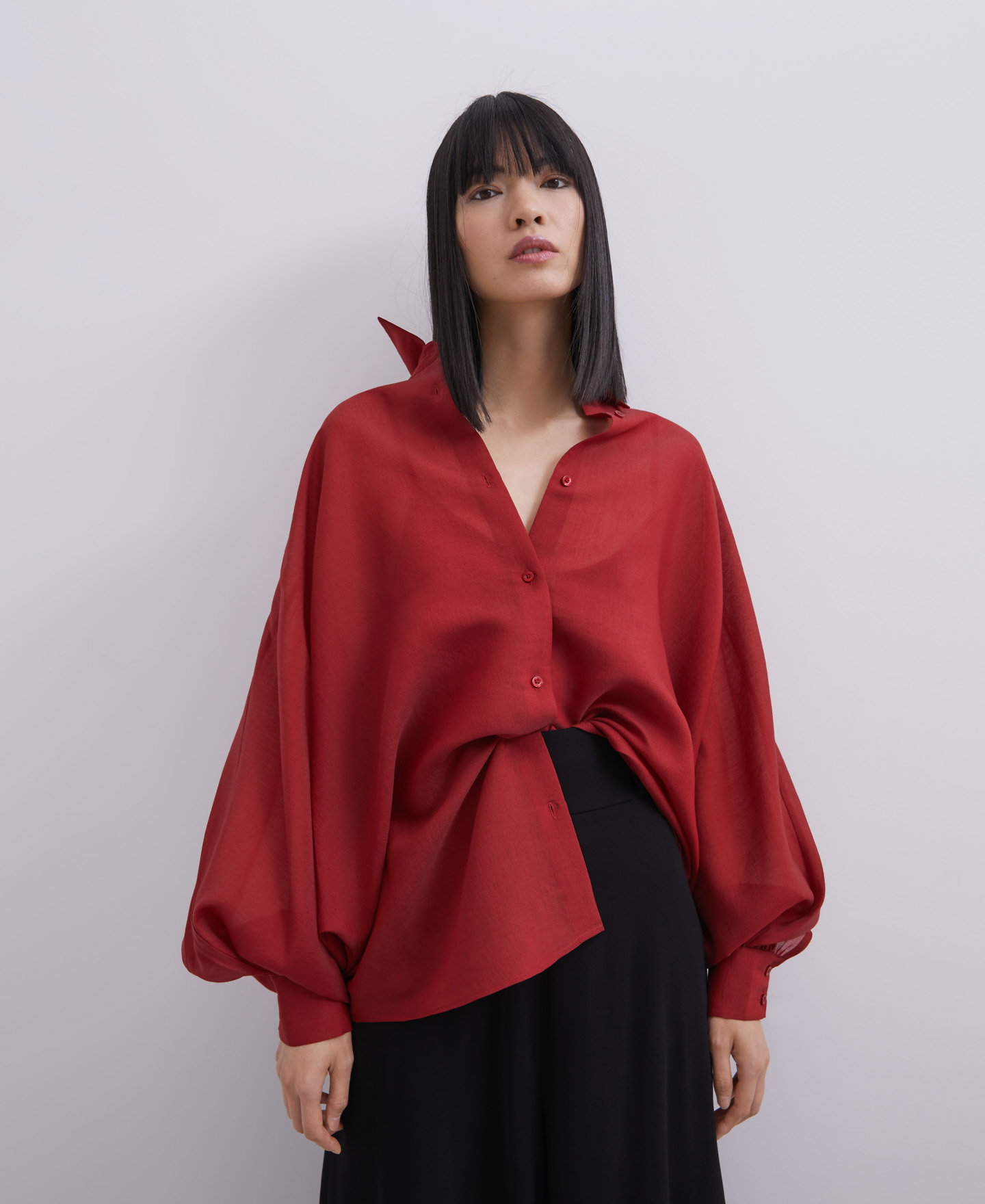 Oversize shirt with puffed sleeves image number 0
