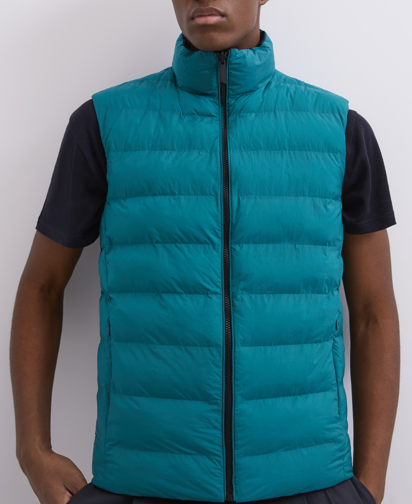 Reversible padded nylon vest image number 3