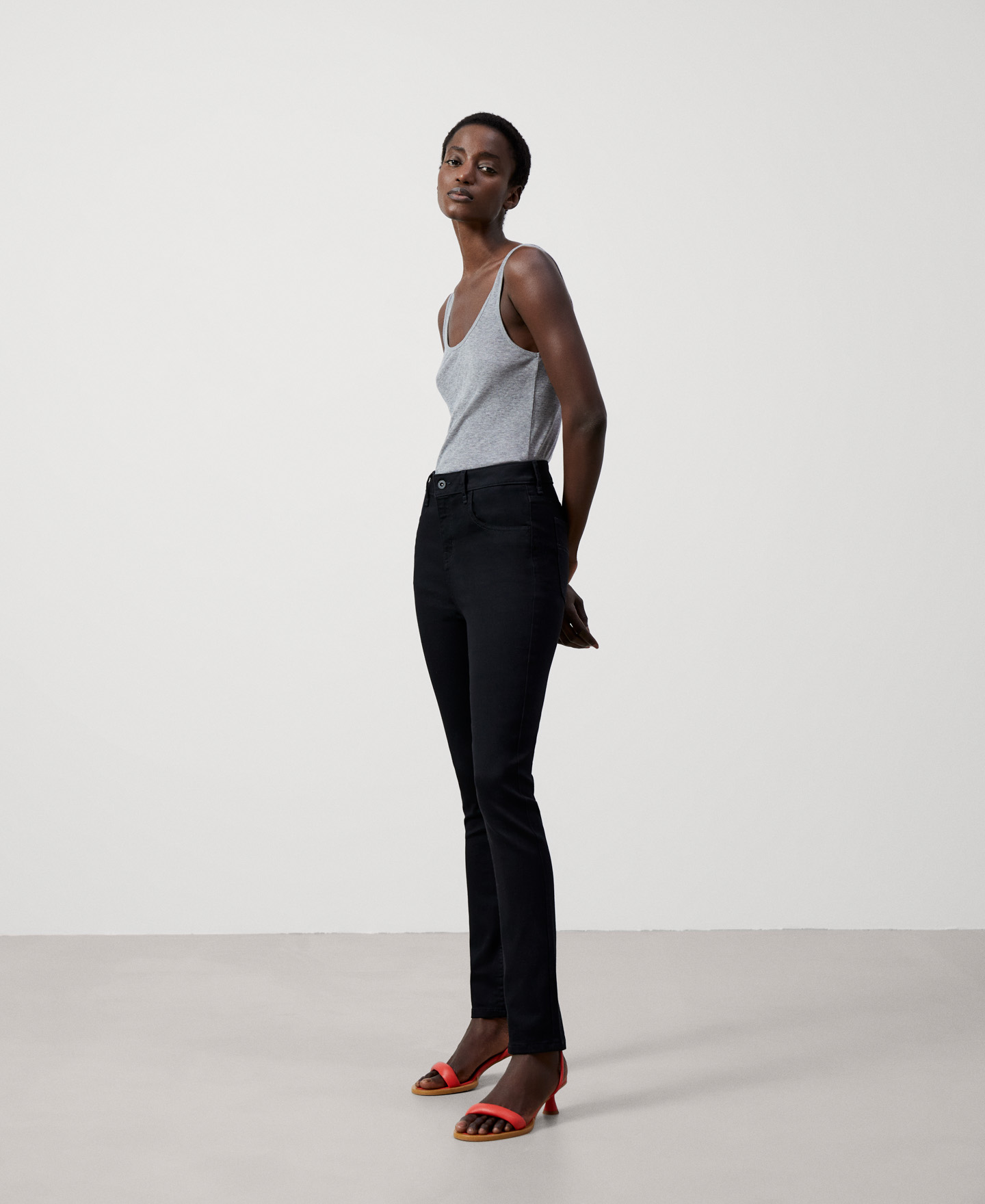 Recycled polyester skinny trousers image number 1