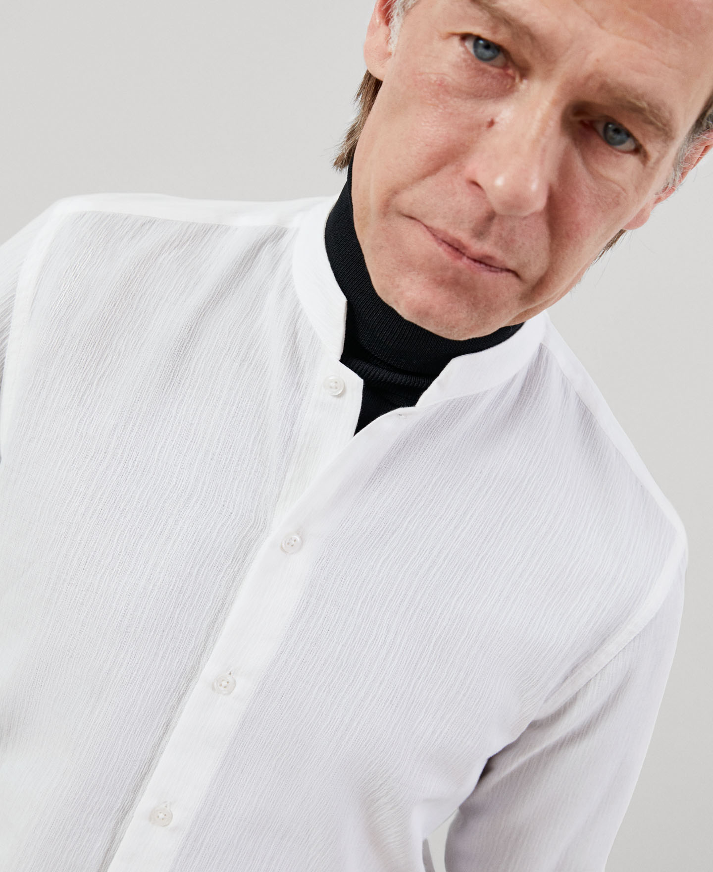 Camisa cuello Mao microdibujo image number 3