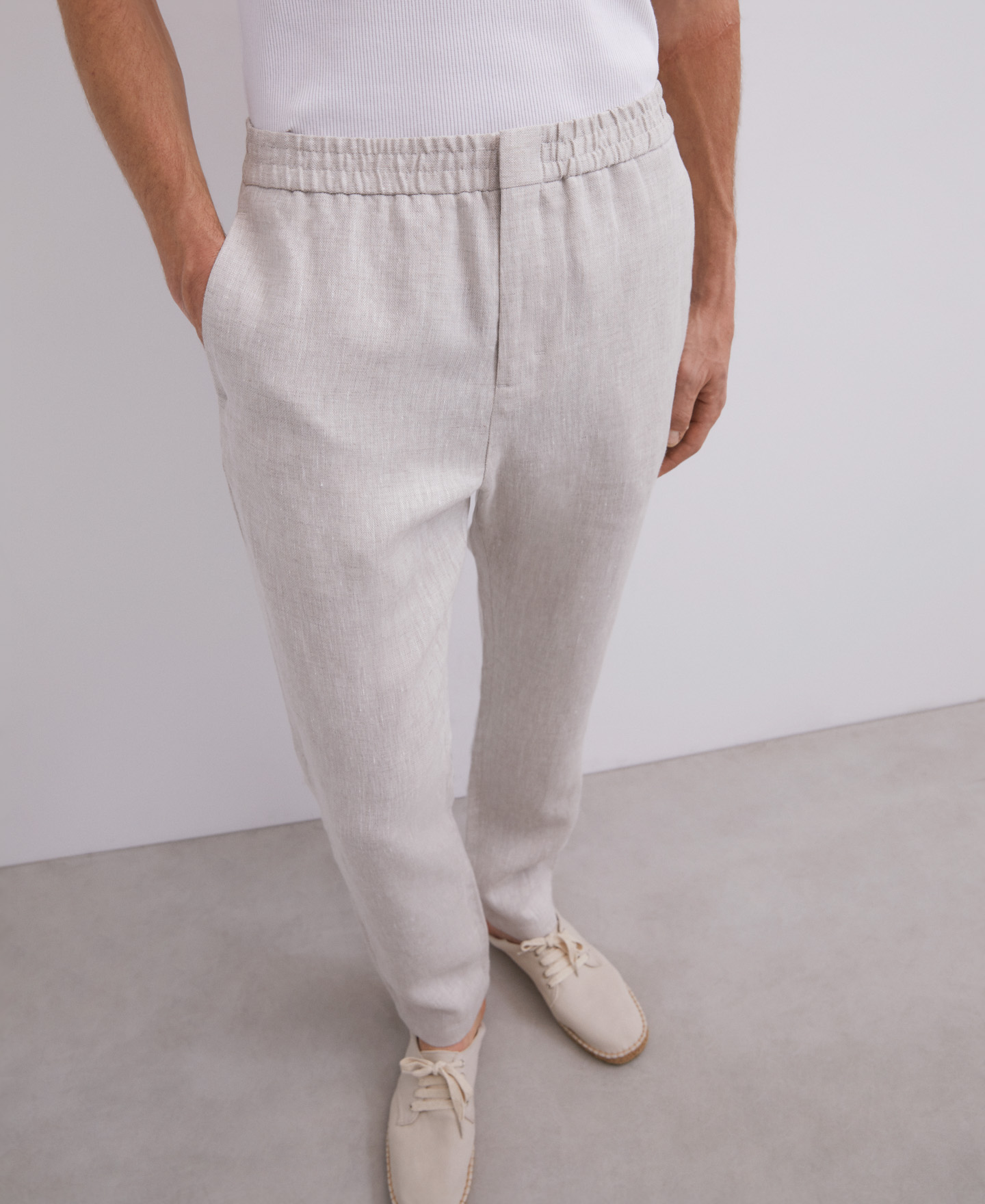 Trousers image number 3