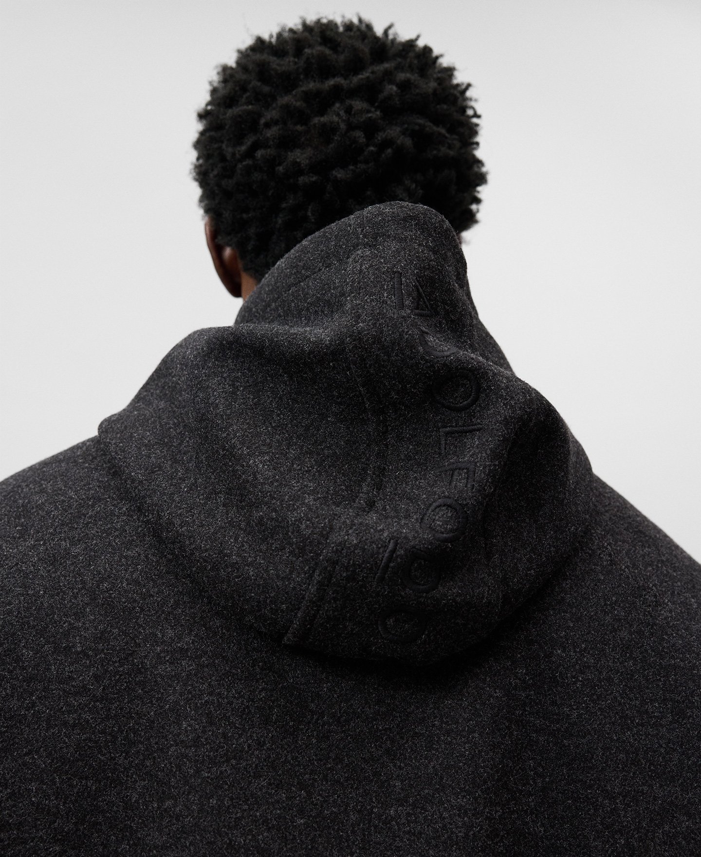 Sudadera relaxed fit con capucha hombre image number 3