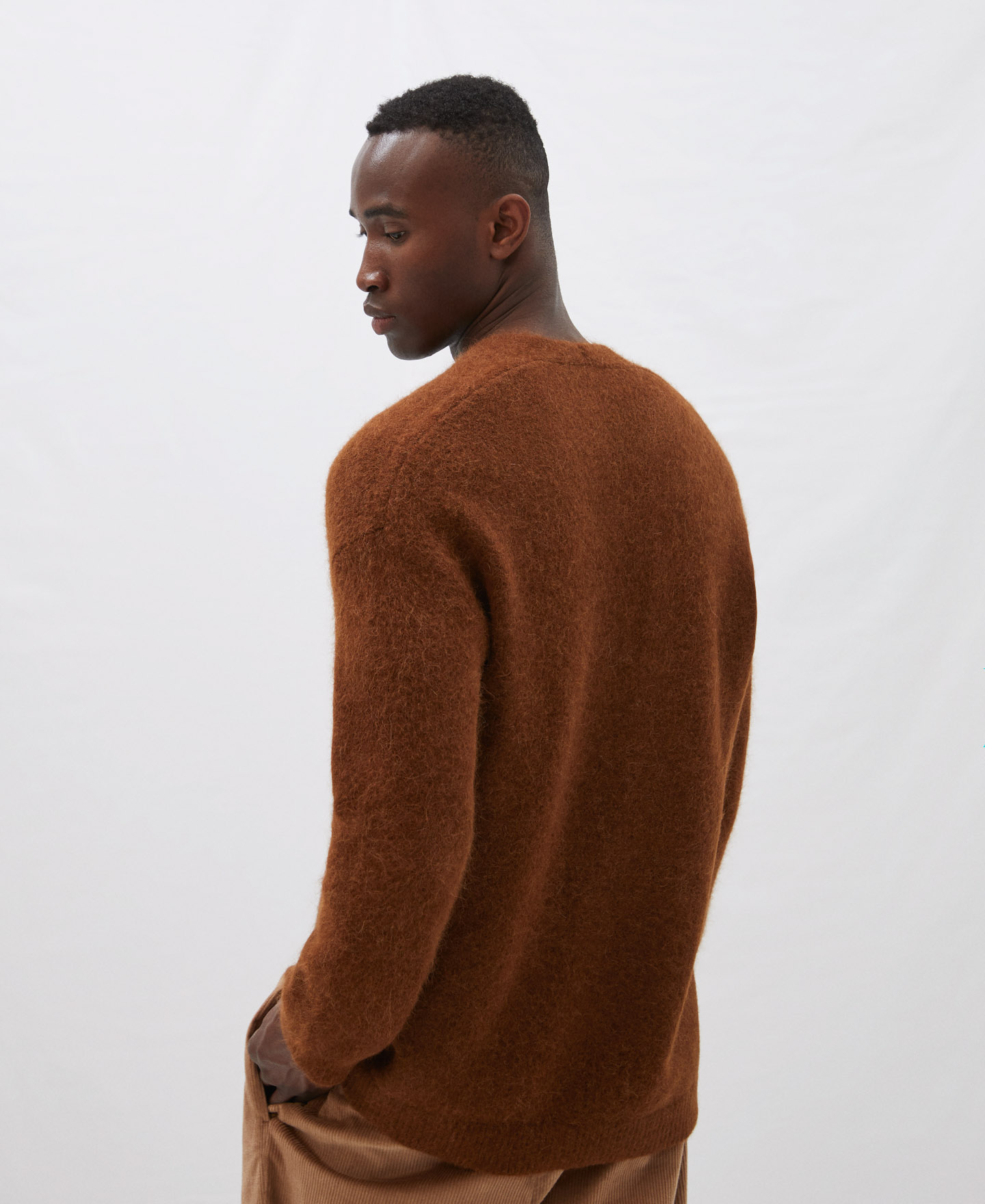 V-neck cardigan with buttons image number 2