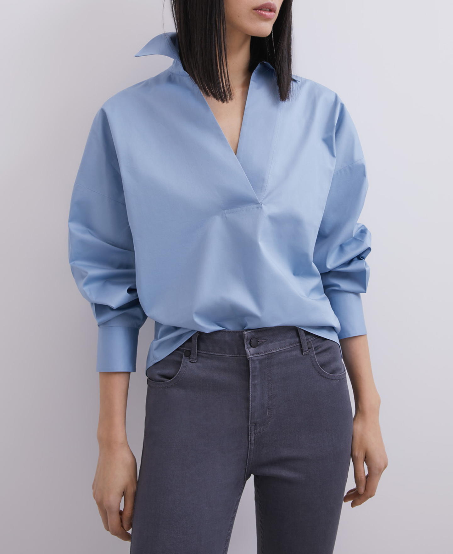 Cotton V-neck shirt image number 0