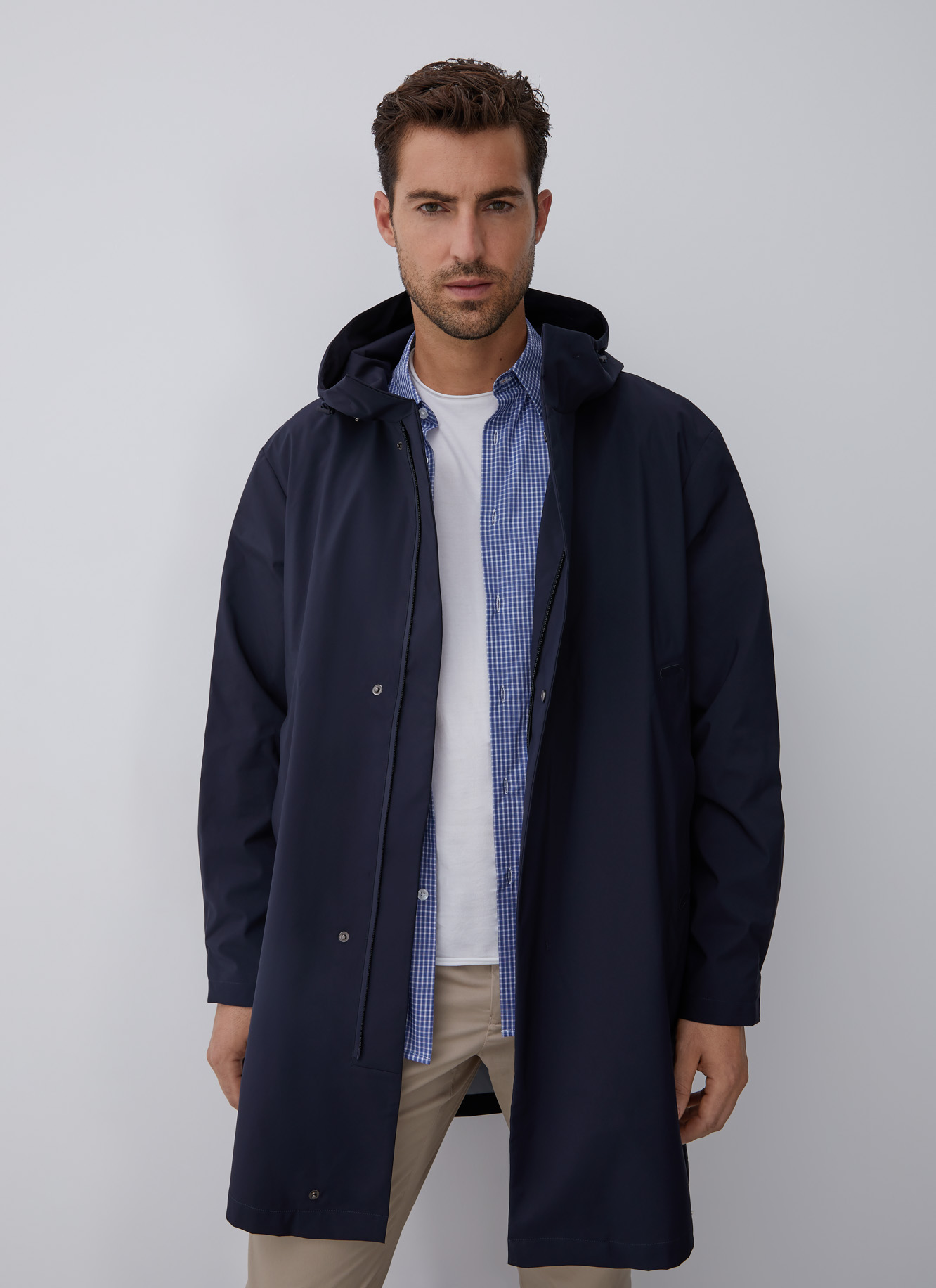 Parka con capucha de twill reciclado image number 5
