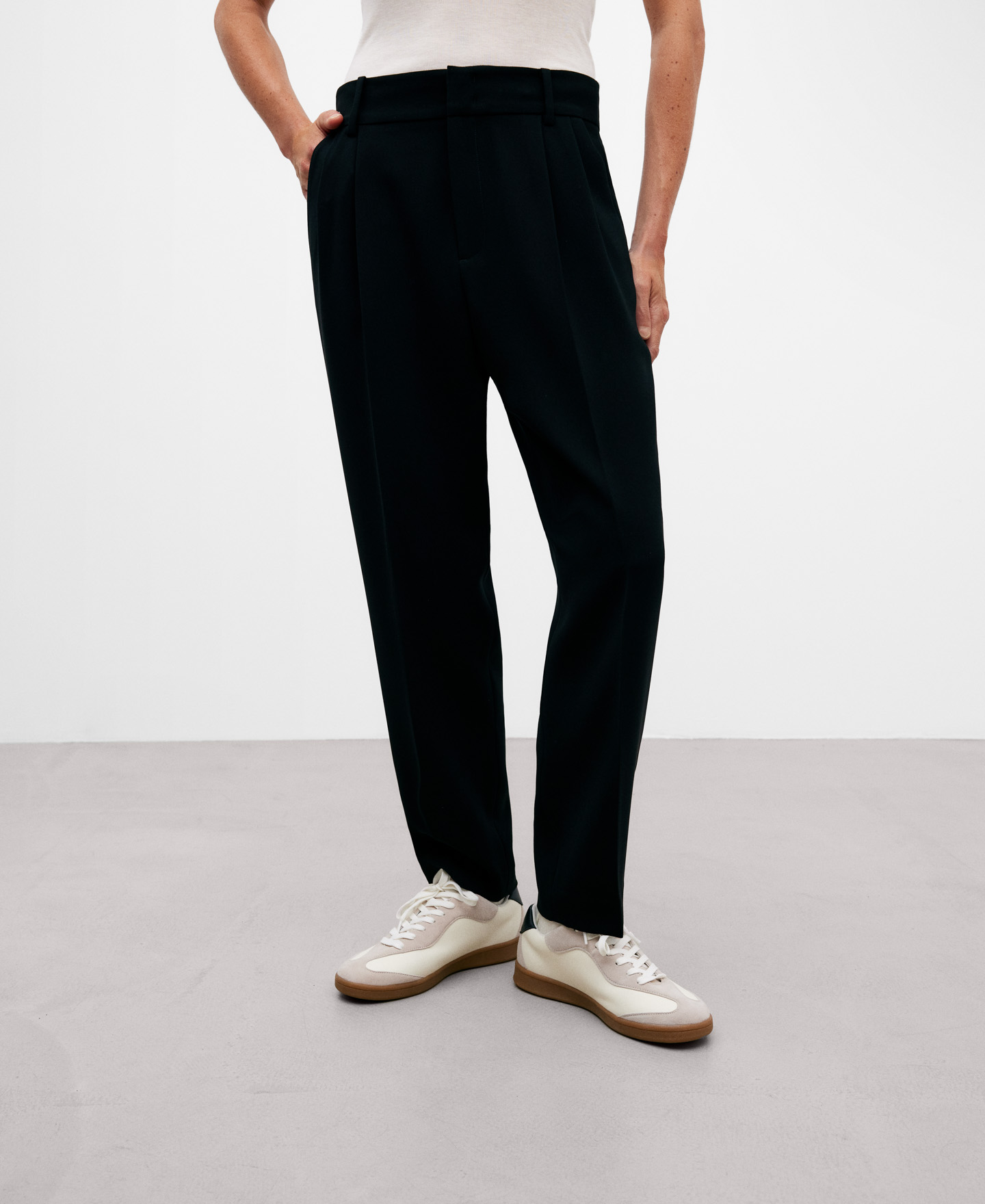 Carrot fit darts trousers for women image number 0