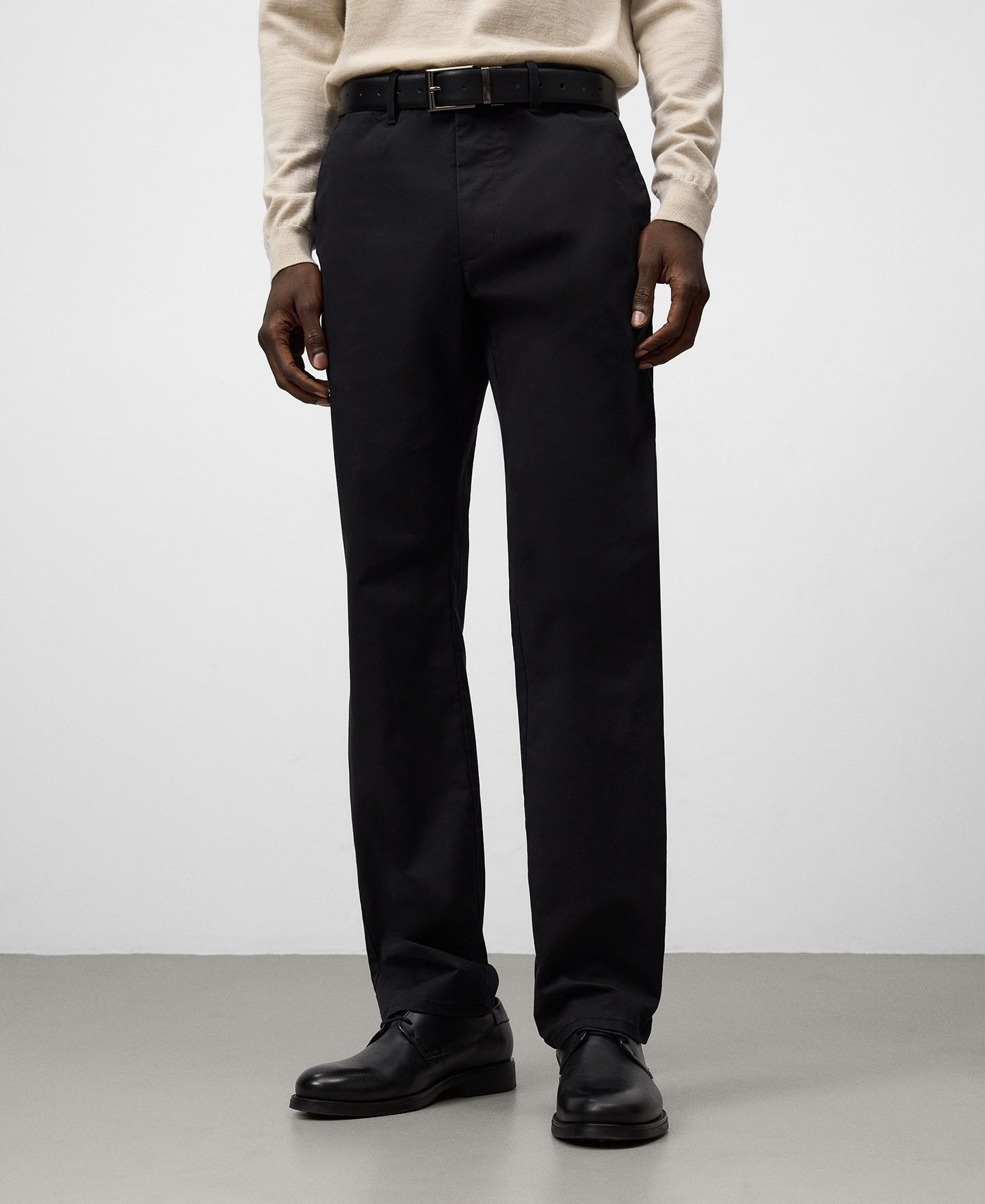 Regular fit chino trousers man image number 0