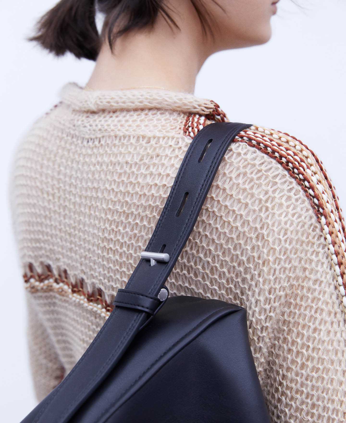 Recycled polyester medium hobo bag image number 5