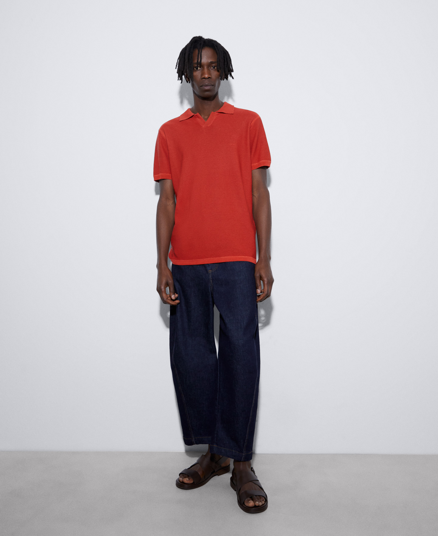 V-neck polo shirt image number 1