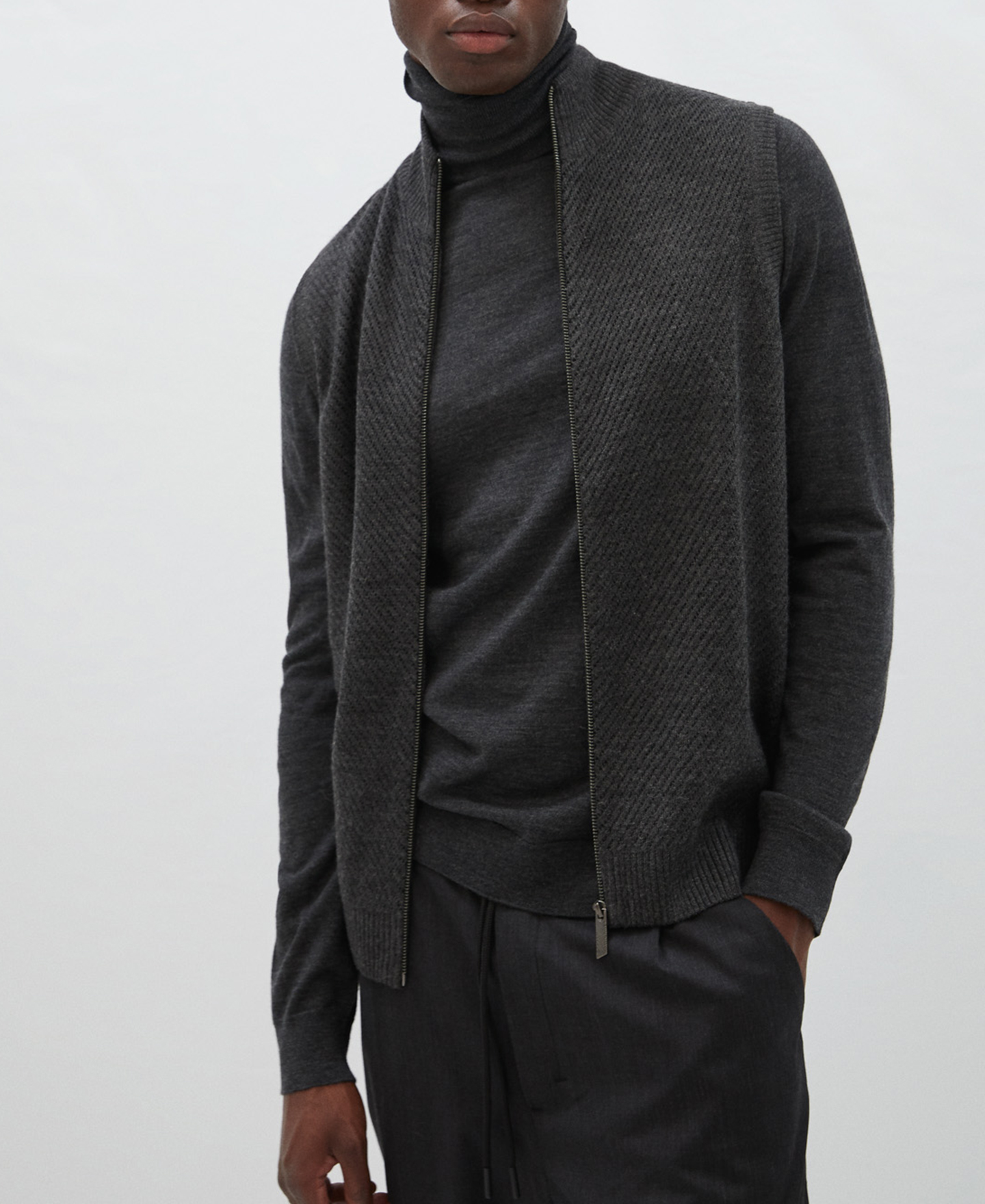 Round neck vest in wool fabric image number 0