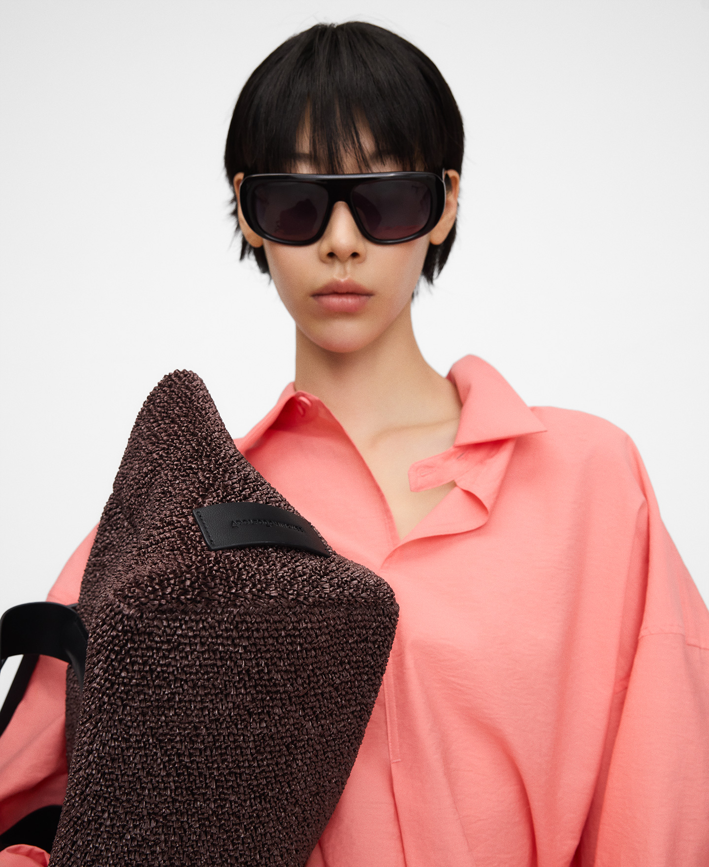 Raffia texture Dorna basket bag image number 5