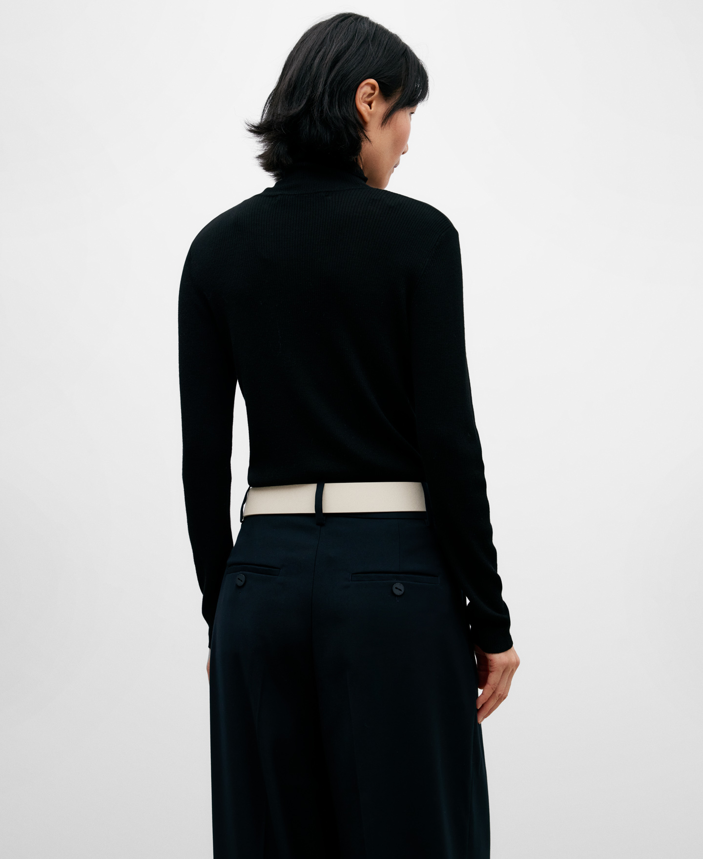 Merino wool ribbed sweater for women image number 2