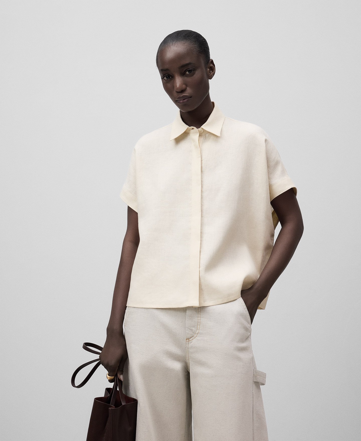 European linen boxy short shirt woman image number 0