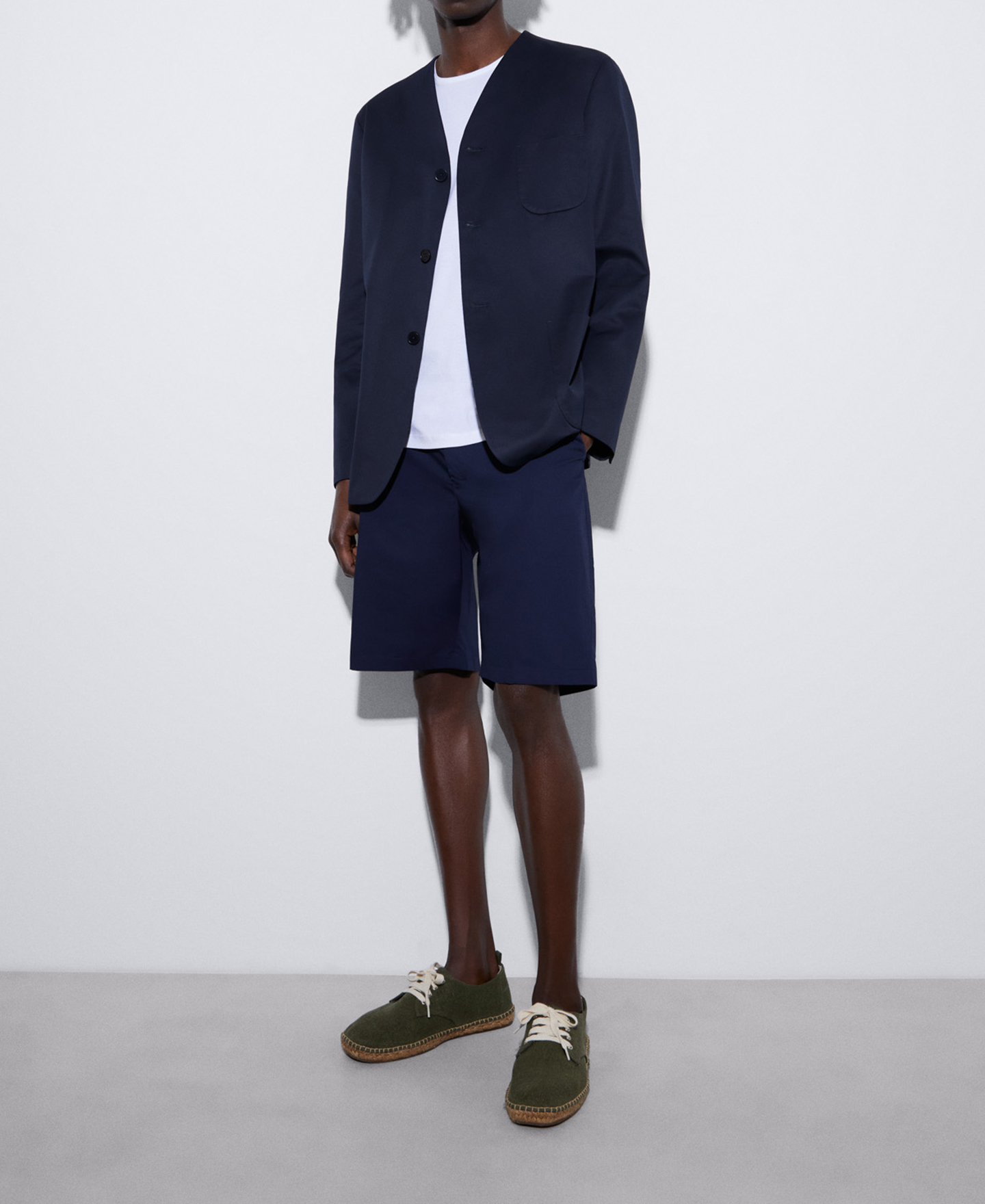 Cotton poplin Bermuda shorts image number 1