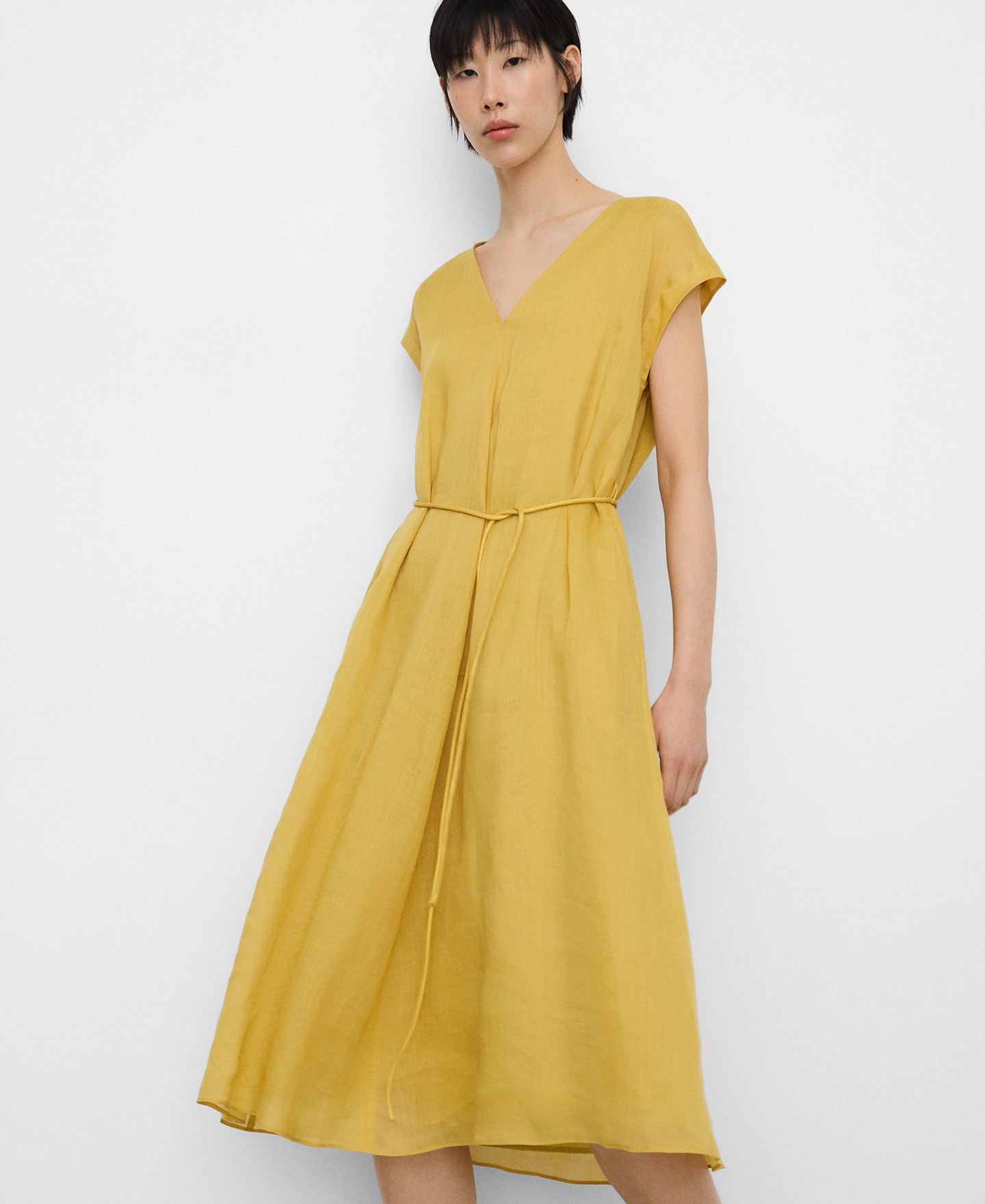 Vestido com decote em V ramio image number 0