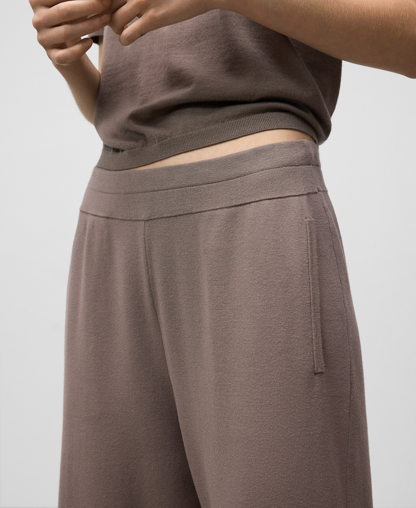 Knit jogger trousers woman image number 3
