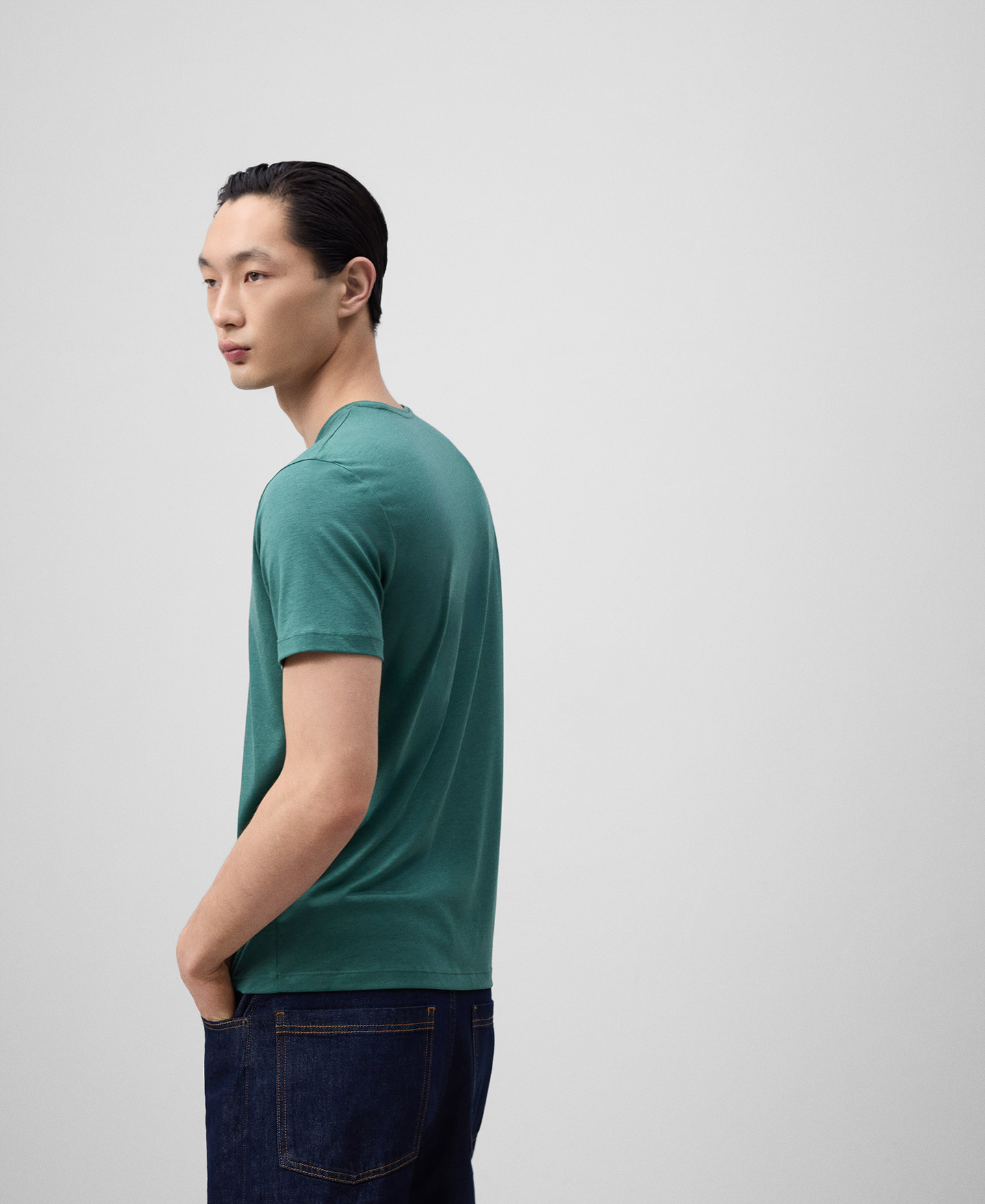 Camiseta regular fit manga corta hombre image number 2