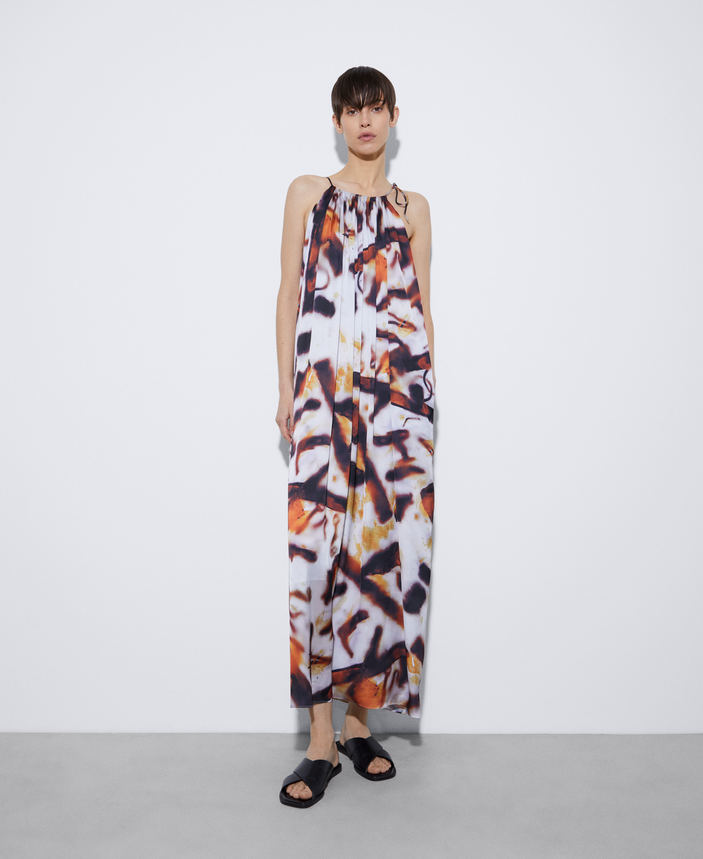Halter neck long dress image number 1