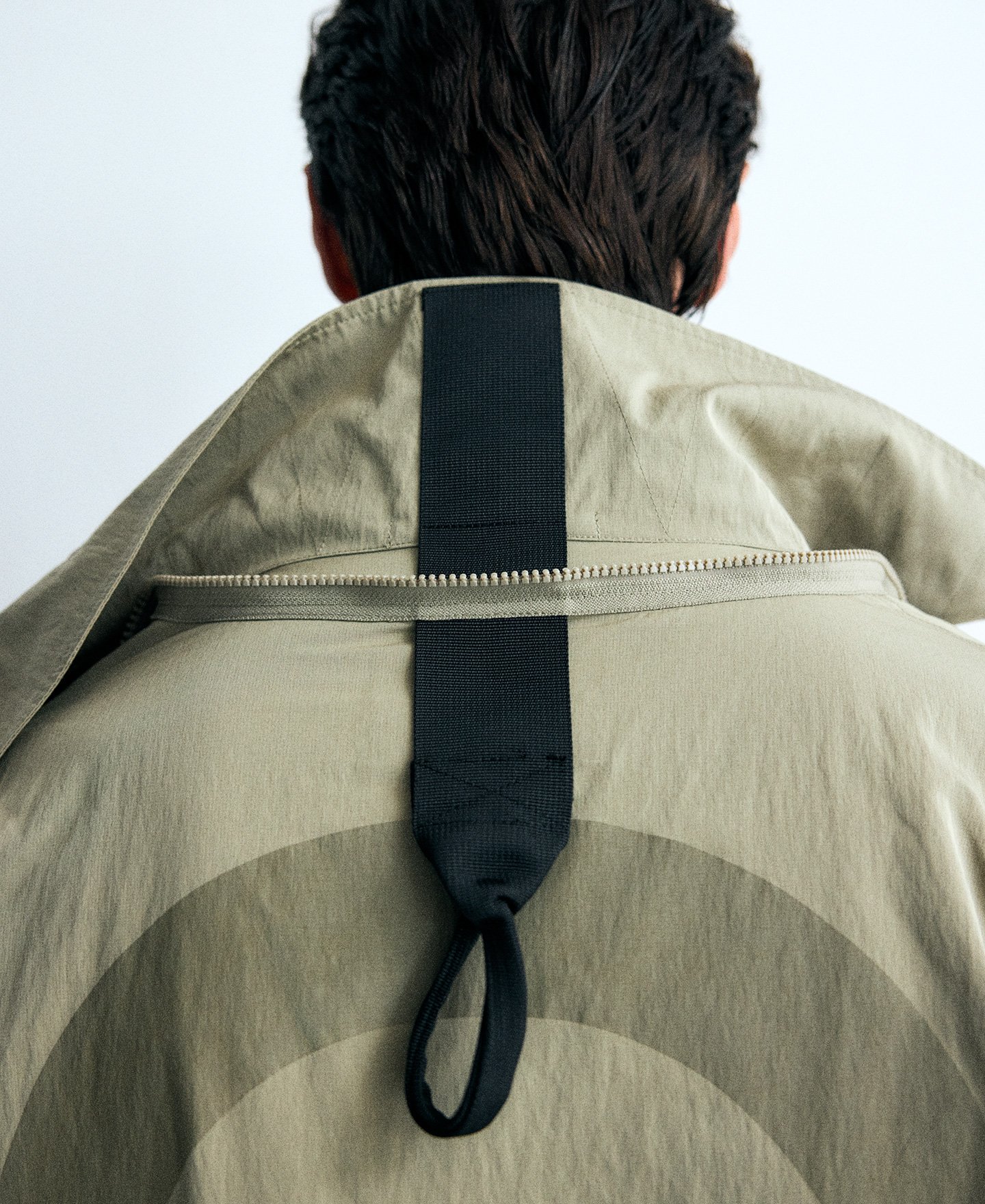 Short technical parka man image number 2