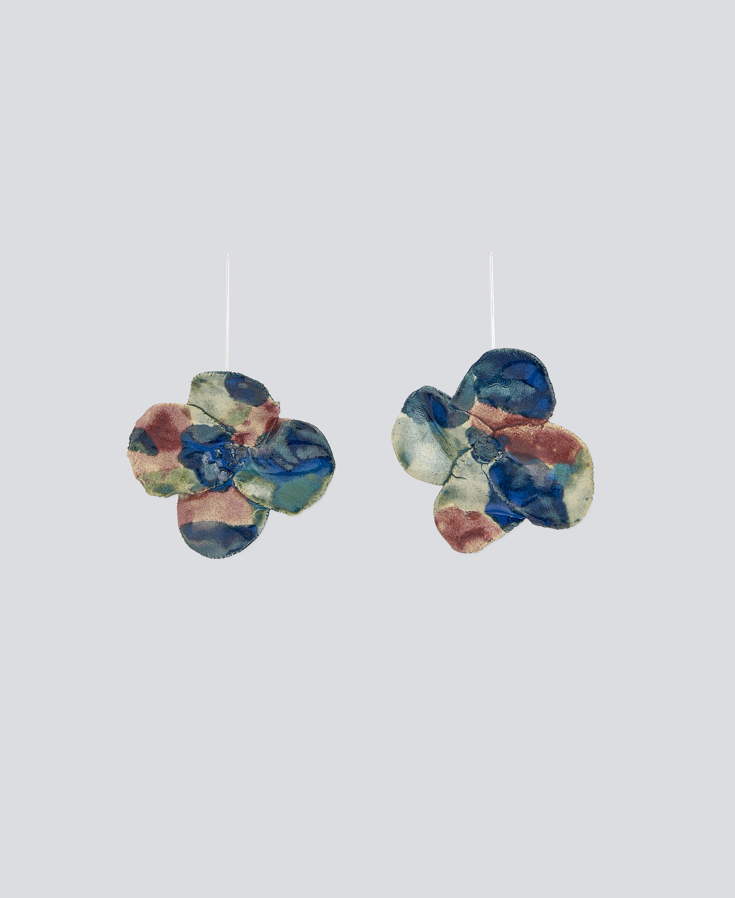 Big Peixe Nero earrings image number 0