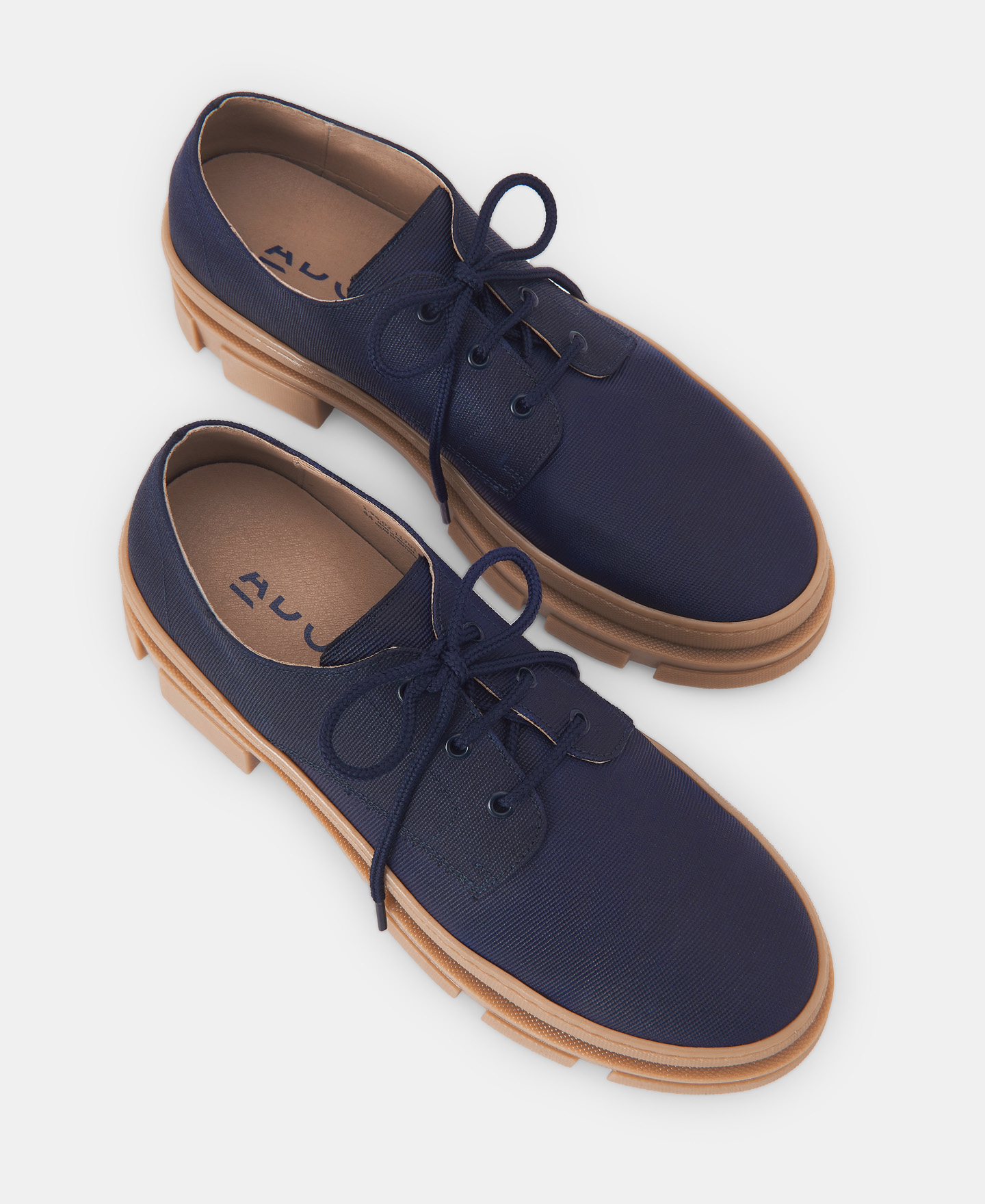 Rubber-soled canvas shoe image number 1