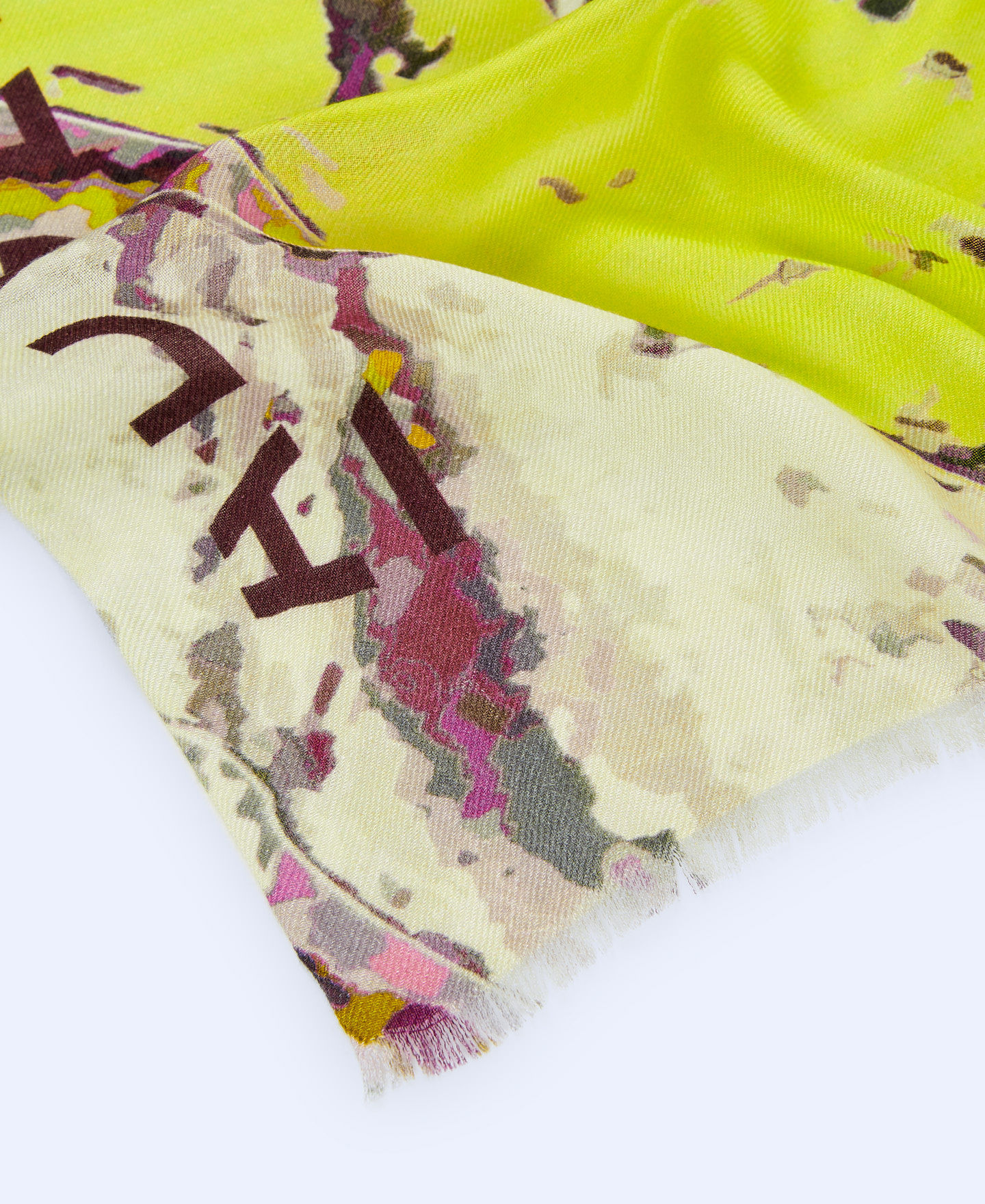 Chal estampado en modal image number 2