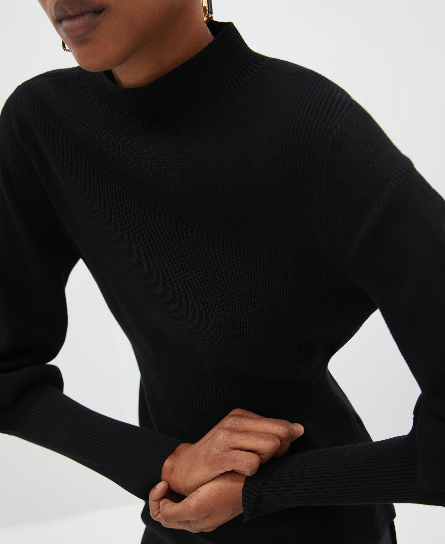 English knitted puffed sleeve sweater image number 3