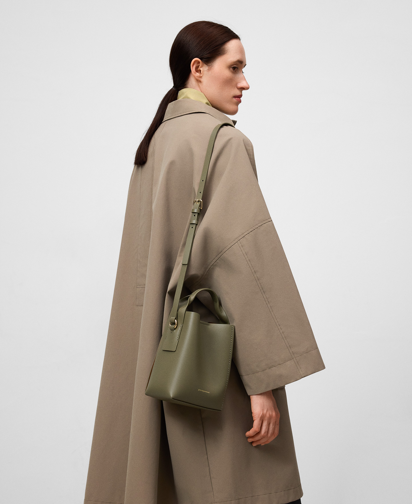 Mica bucket bag woman image number 4