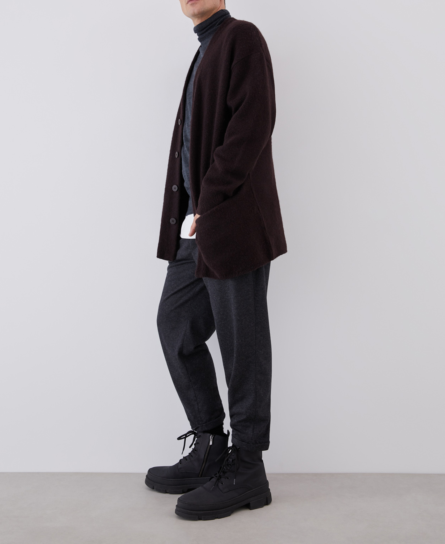 Long knitted cardigan image number 3