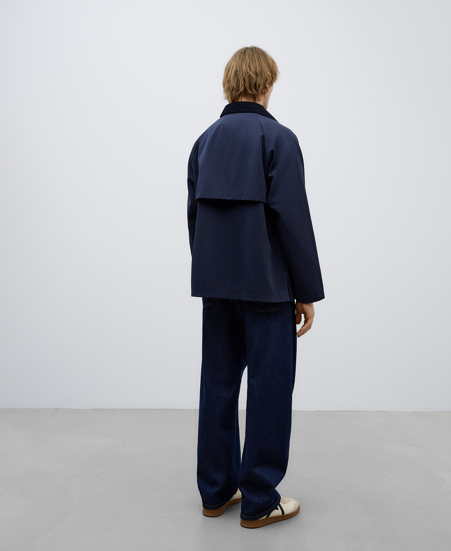Navy blue coat man image number 2