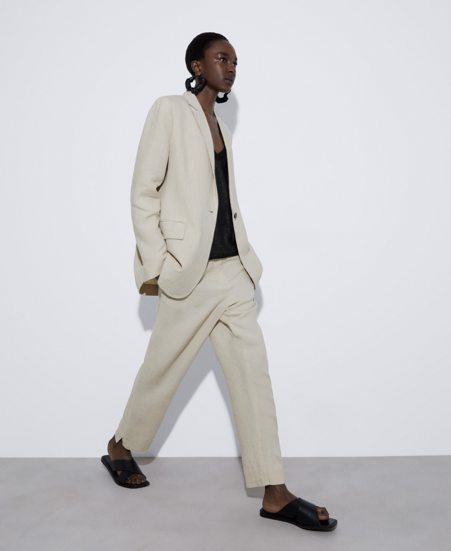 Fine linen sweater image number 1