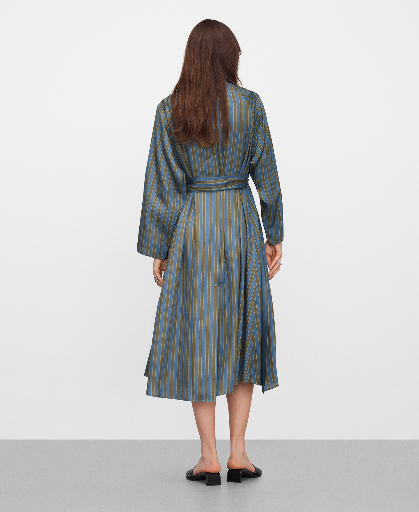 Vestido camisero asim&eacute;trico rayas image number 2