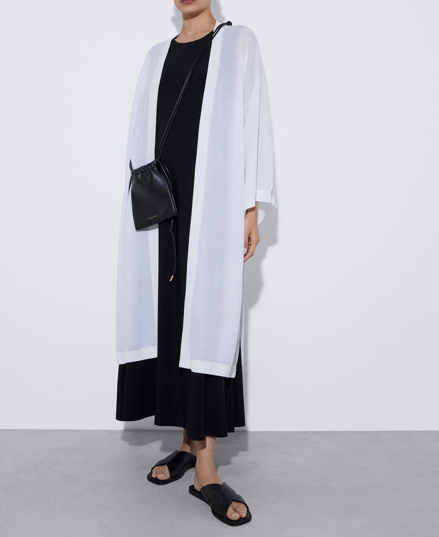 Semitransparent jacket with wide sleeves image number 1