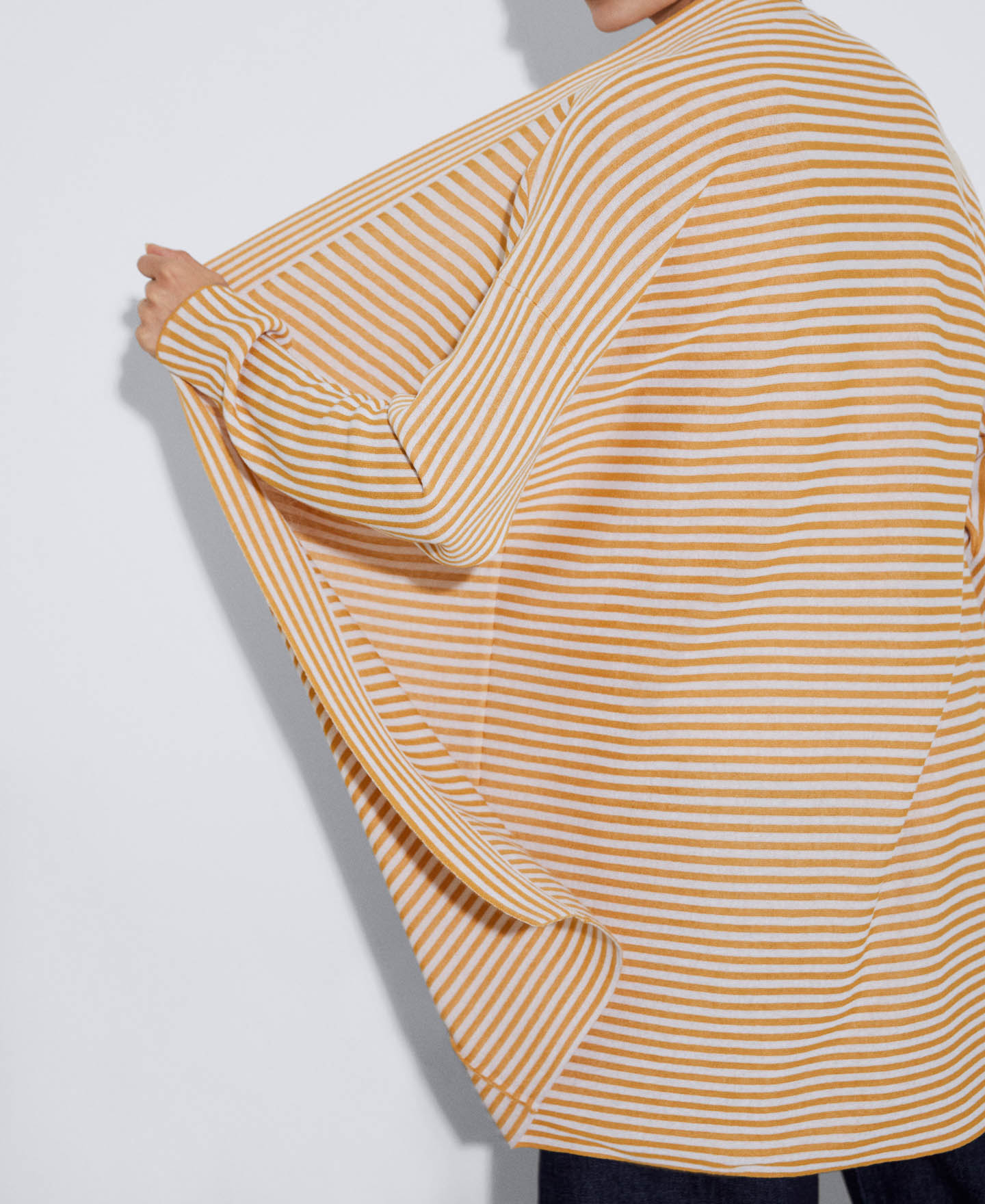 Striped kimono jacket image number 3