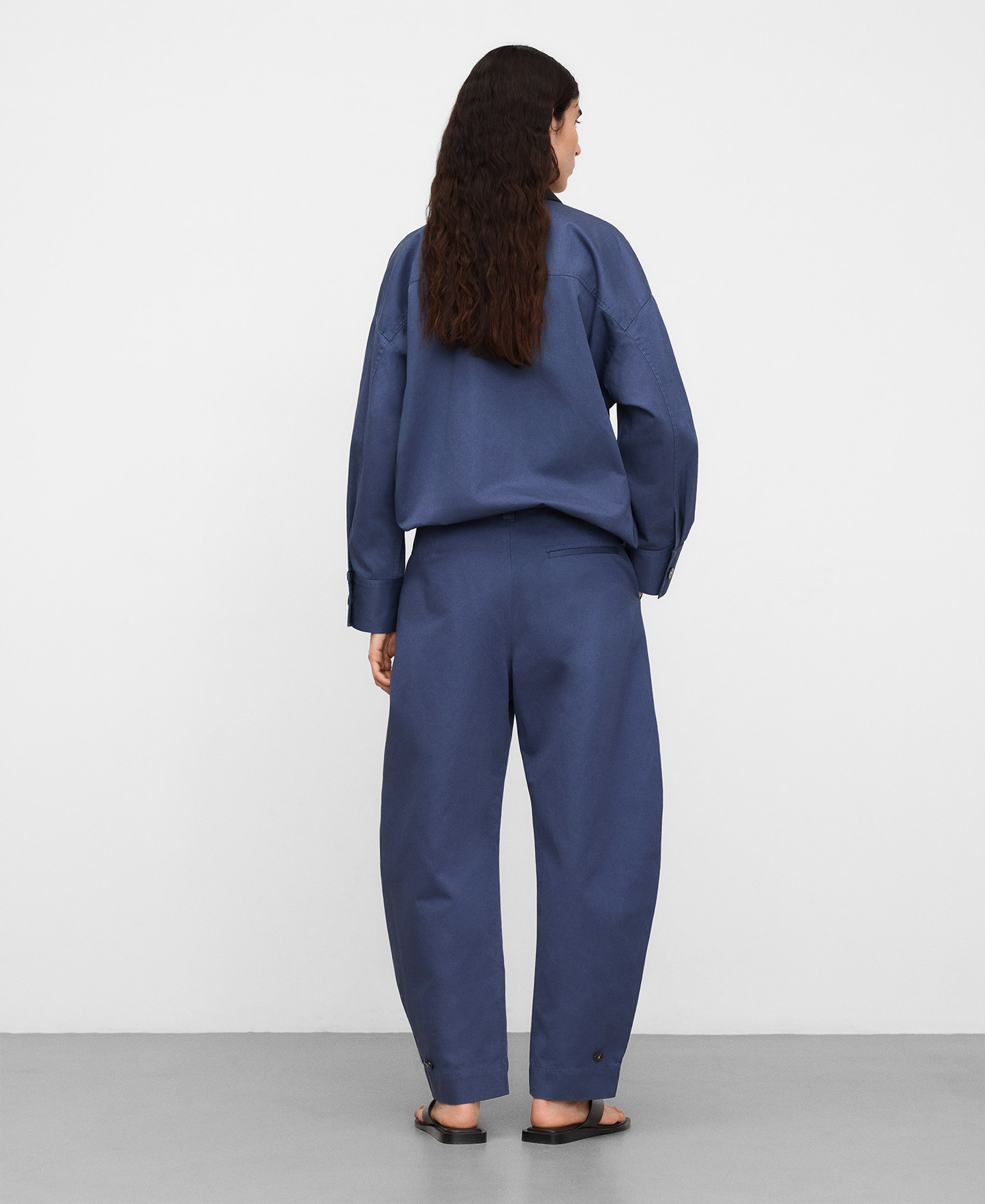 Adjustable hem barrel fit trousers image number 2