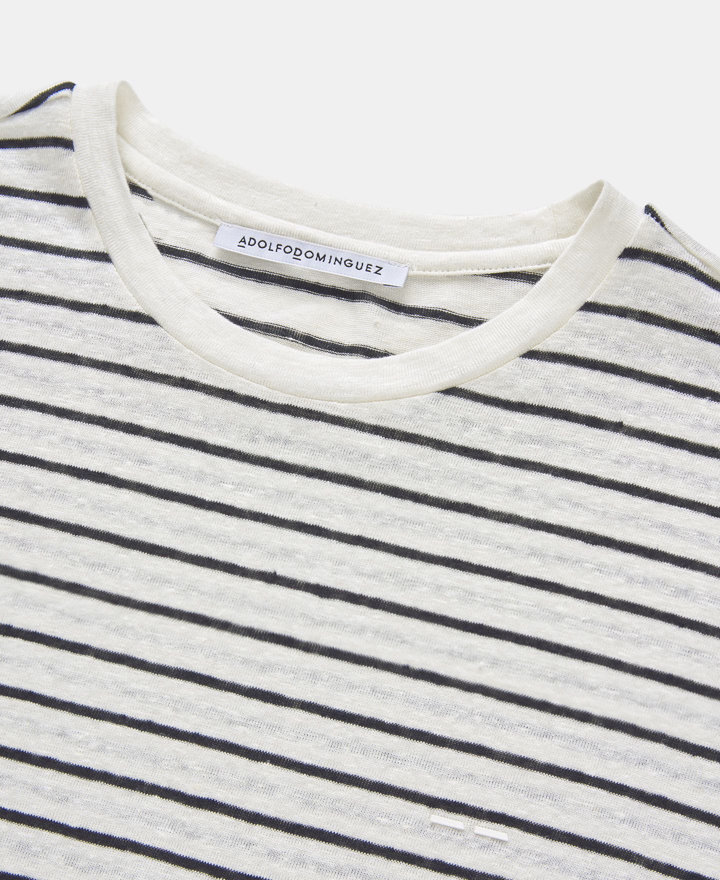Camiseta blanca rayas en lino image number 6