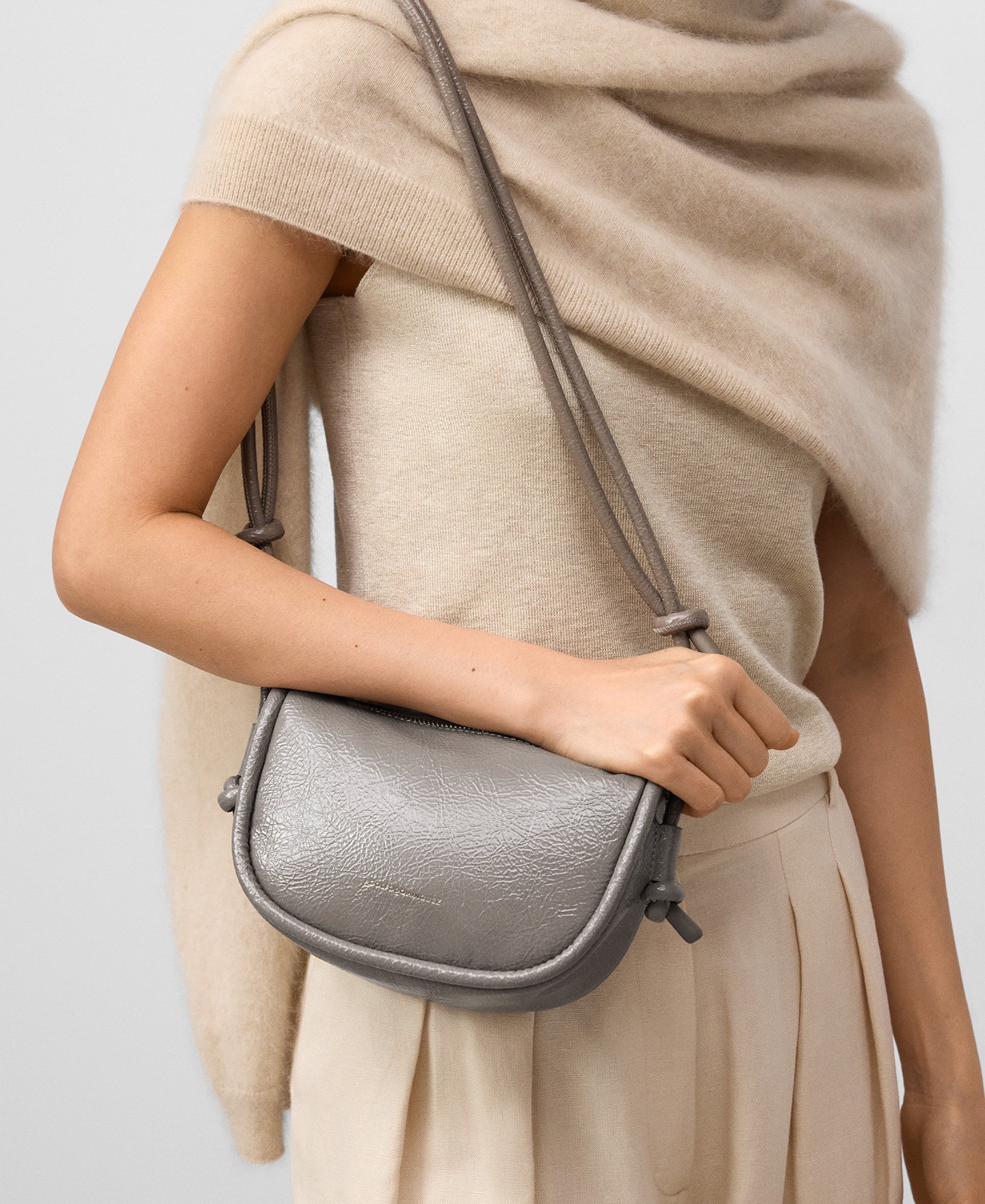Luna small crossbody woman image number 5