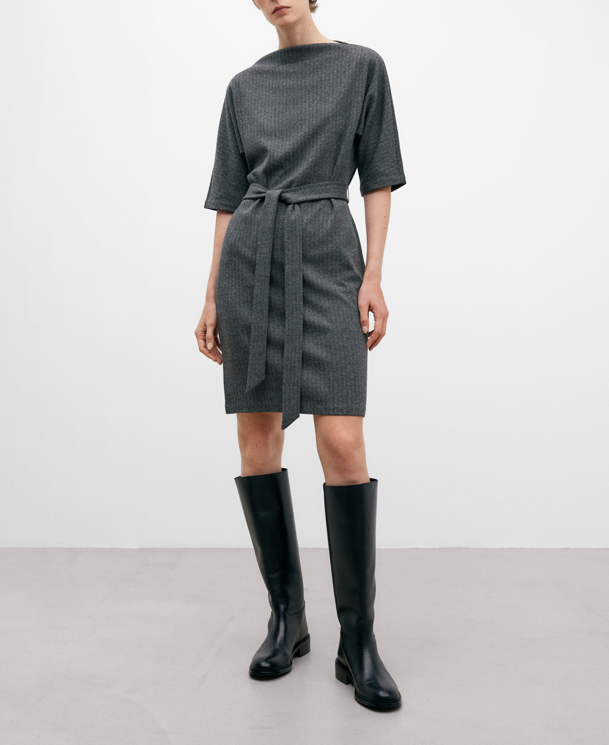 Japanese sleeve dress in polyester image number 1