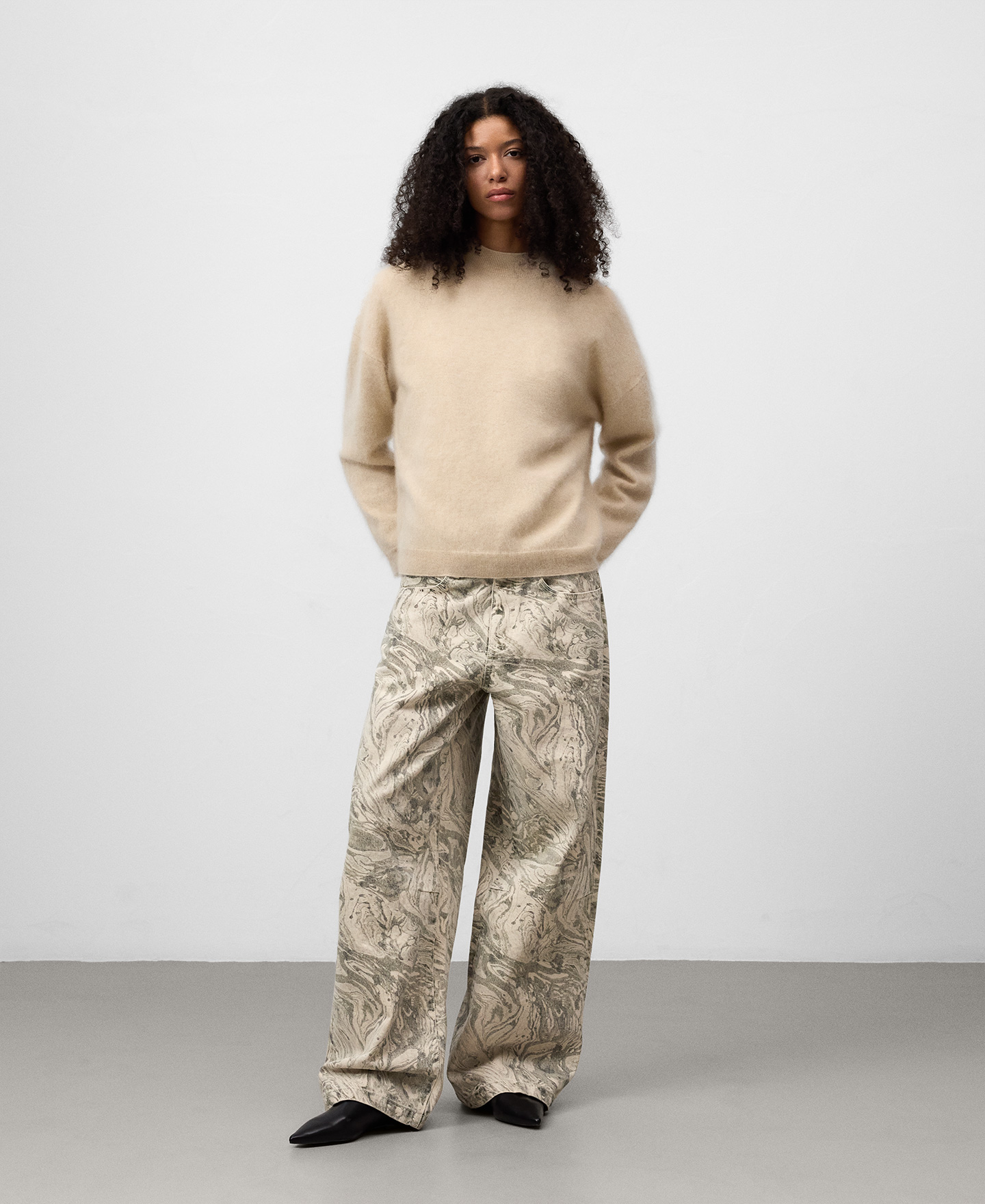 Denim printed wide leg trousers woman image number 1