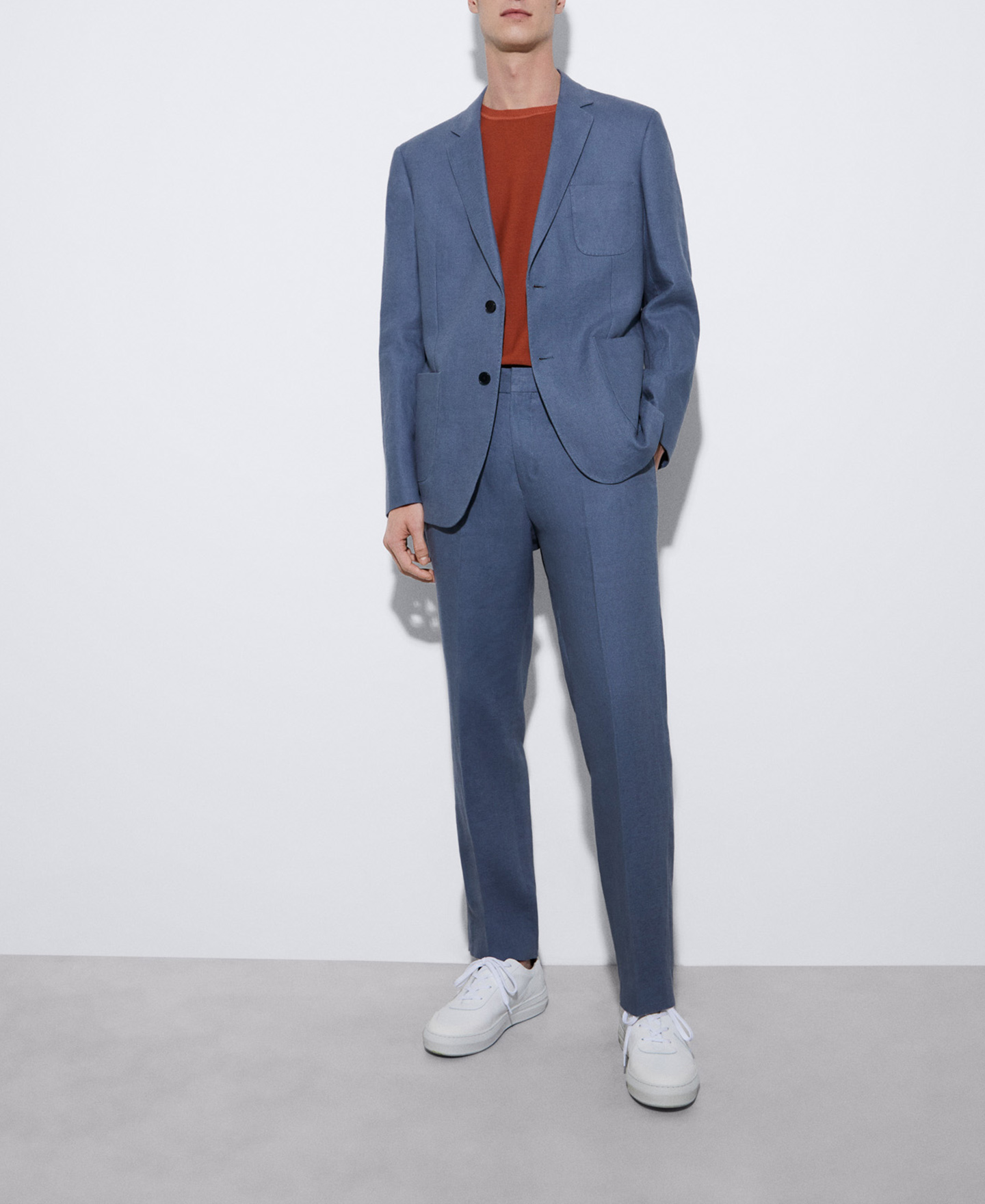 European responsible linen pants image number 1