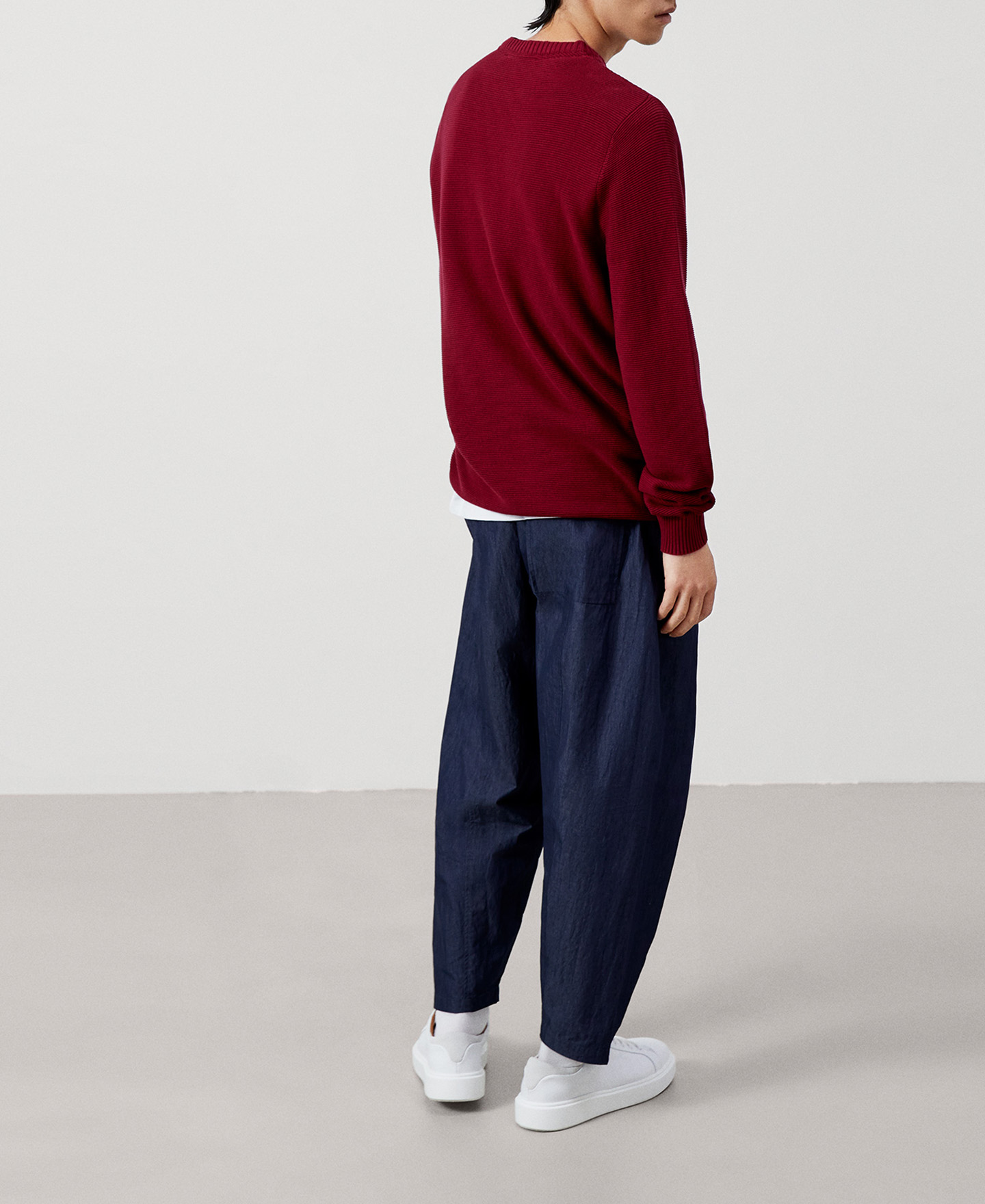 Cotton crew neck sweater image number 2