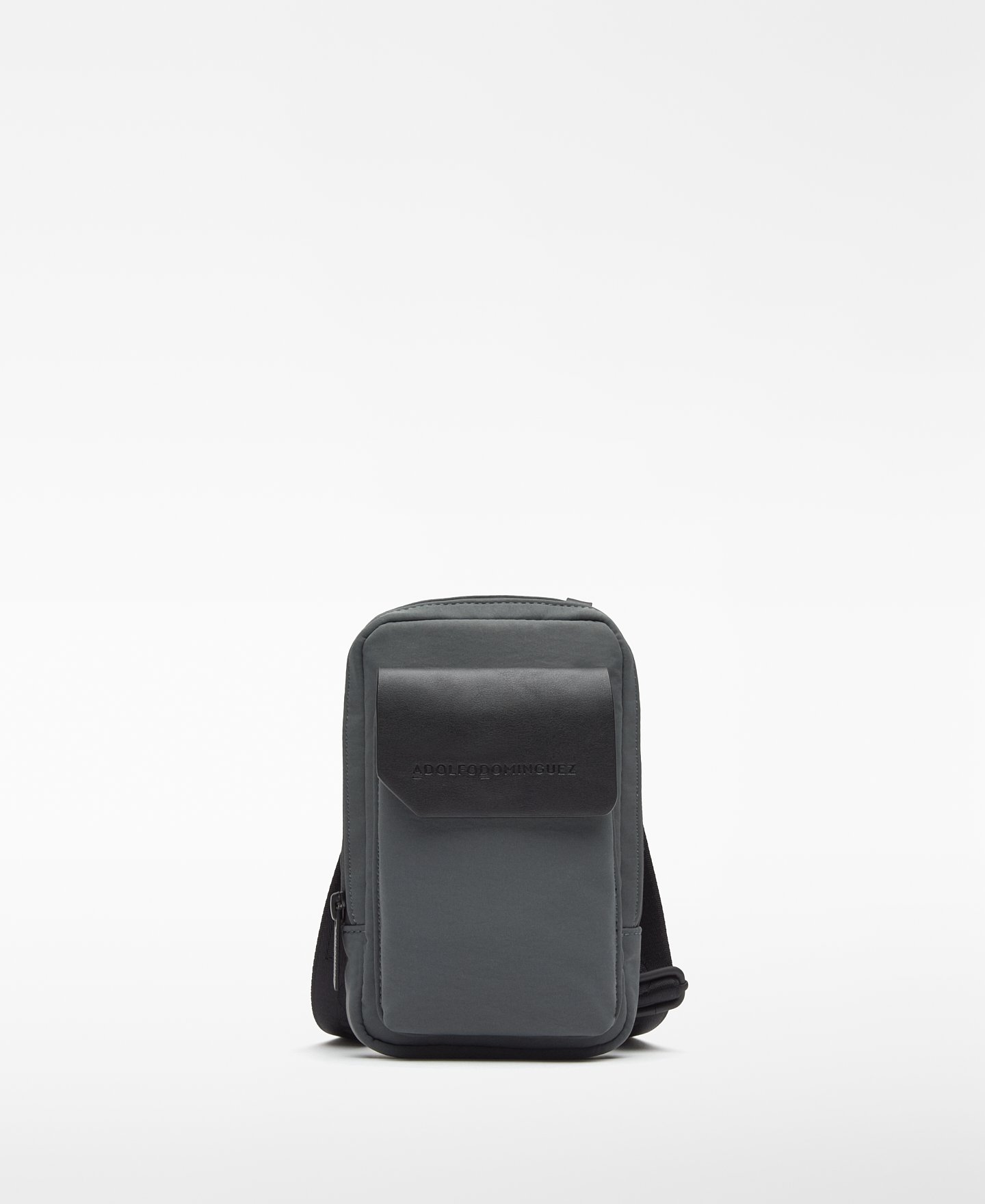 Nylon mobile phone holder man image number 0
