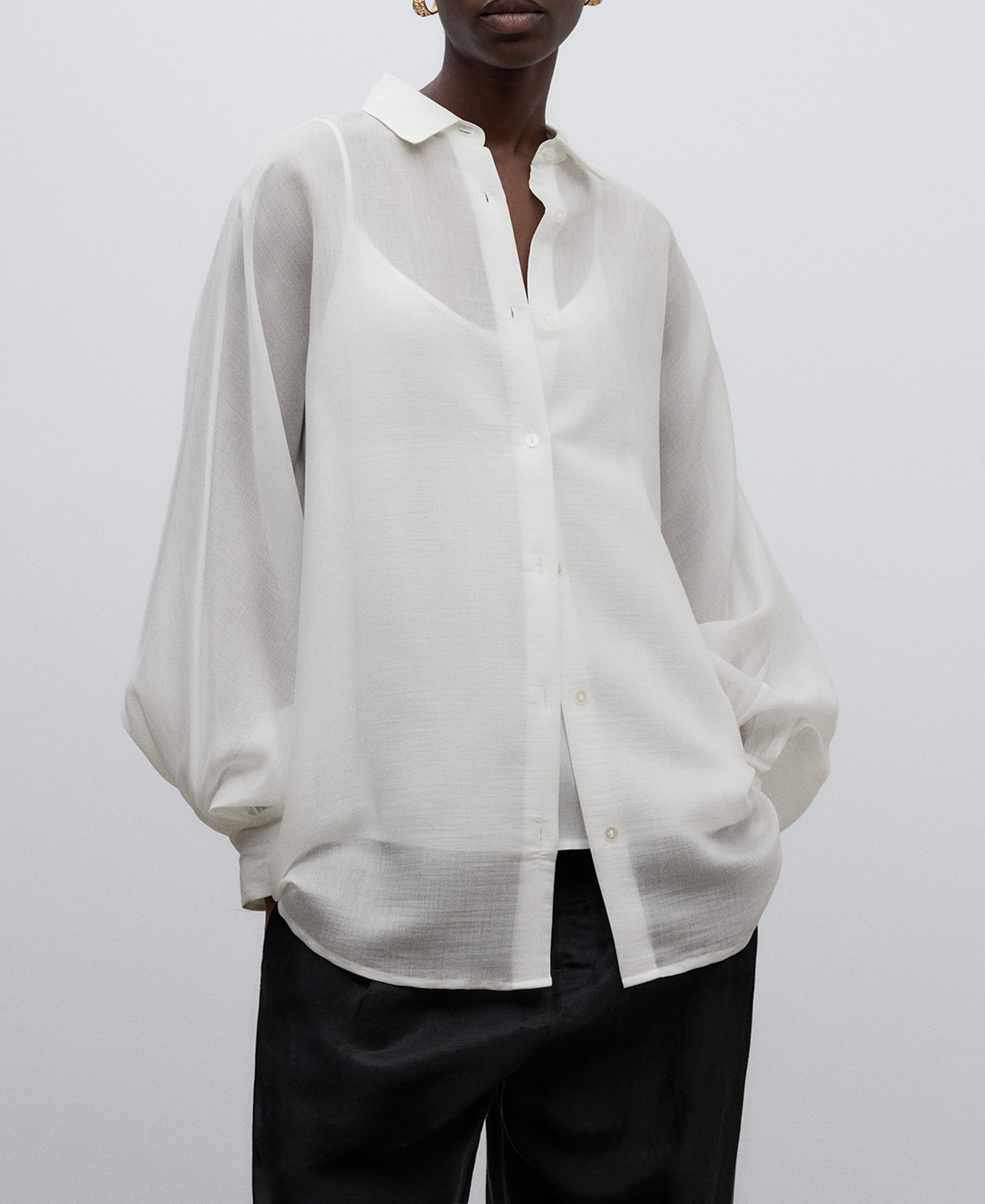 Camisa amplia con mangas abullonadas image number 0