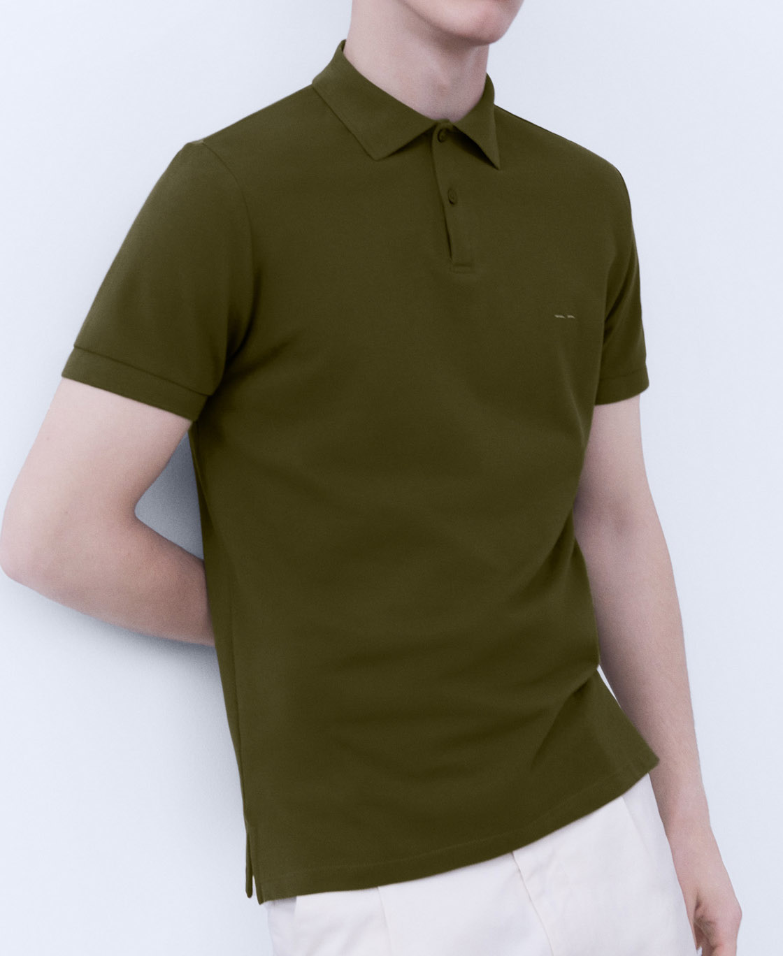 Polo slim fit en algodón image number 0
